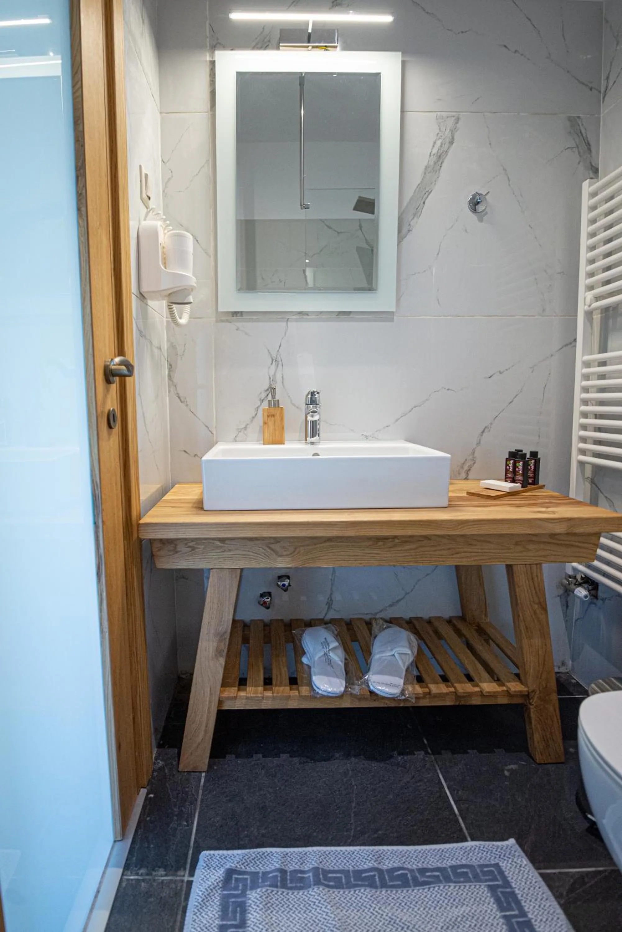 Bathroom in Anavasi Mountain Resort