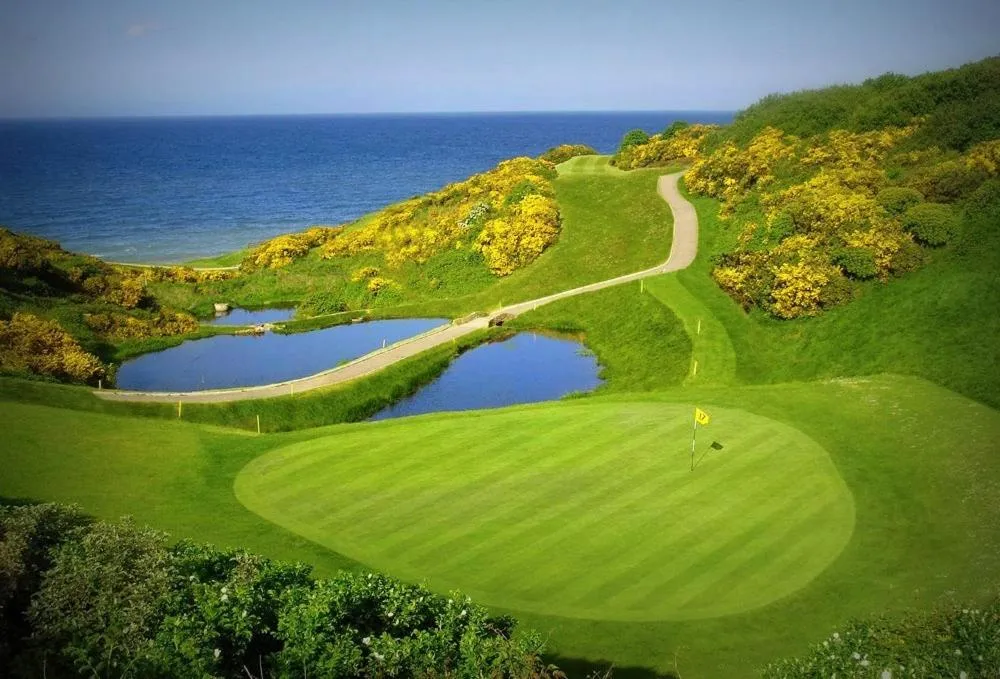 Golfcourse in Glen na Smole