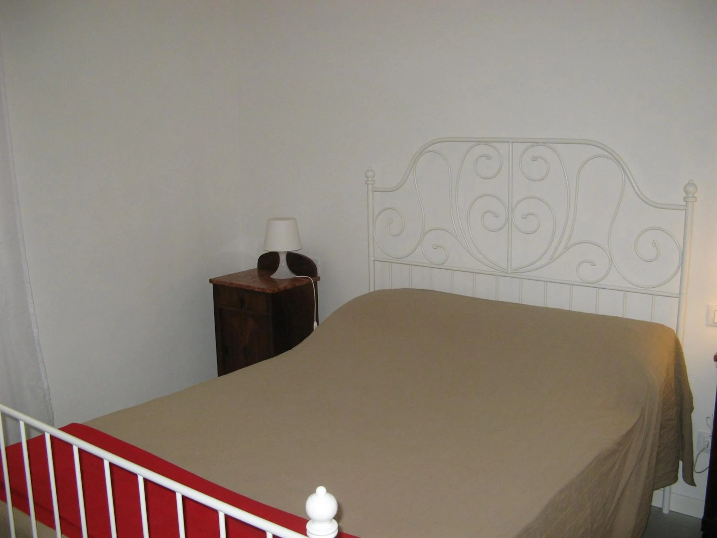 Bedroom, Bed in Venice Home