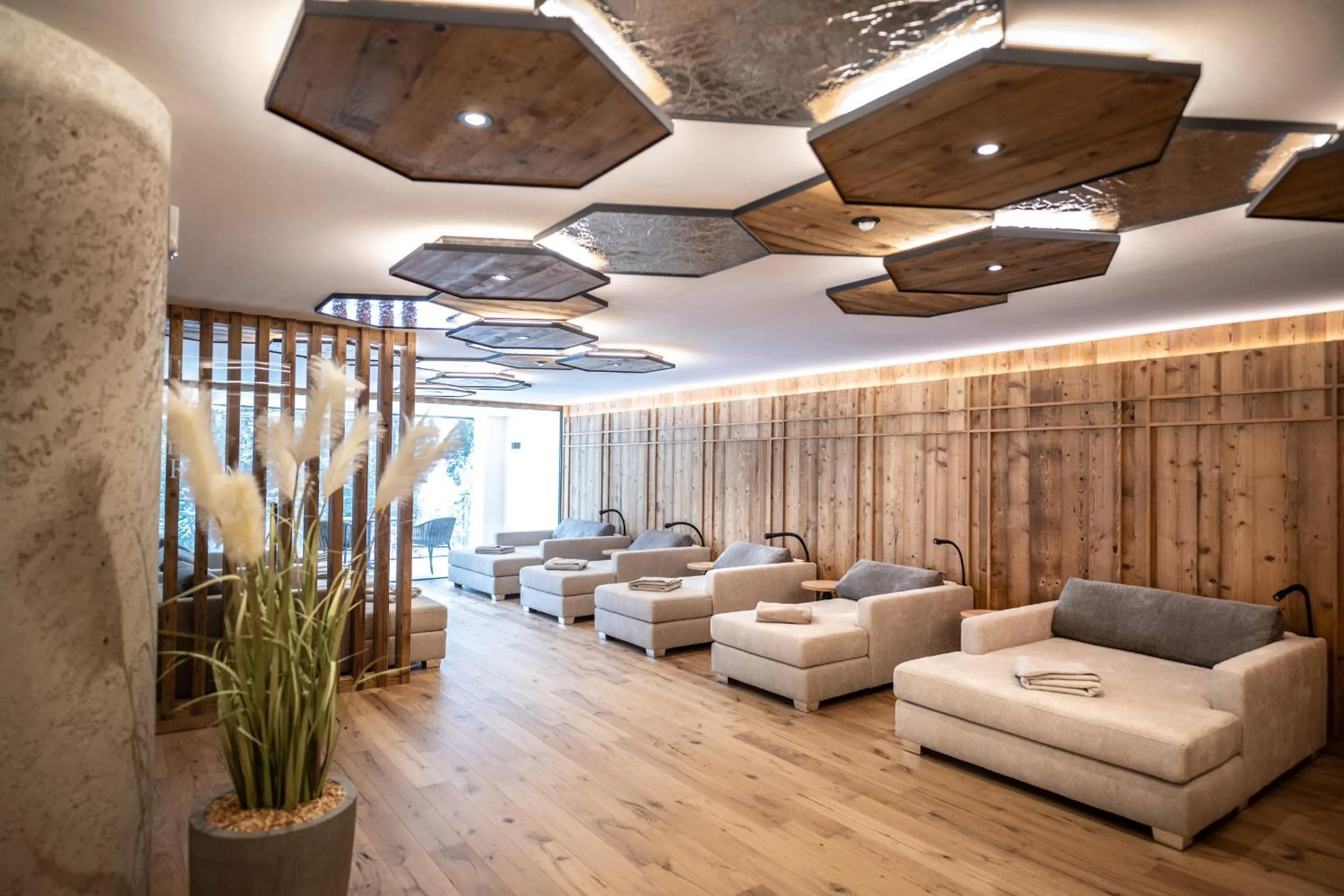 Swimming pool in Wellness Hotel Gran Risa***S