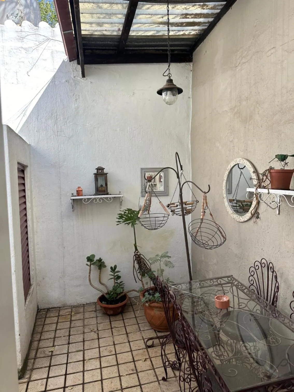 Property building in Melville Turret Guesthouse