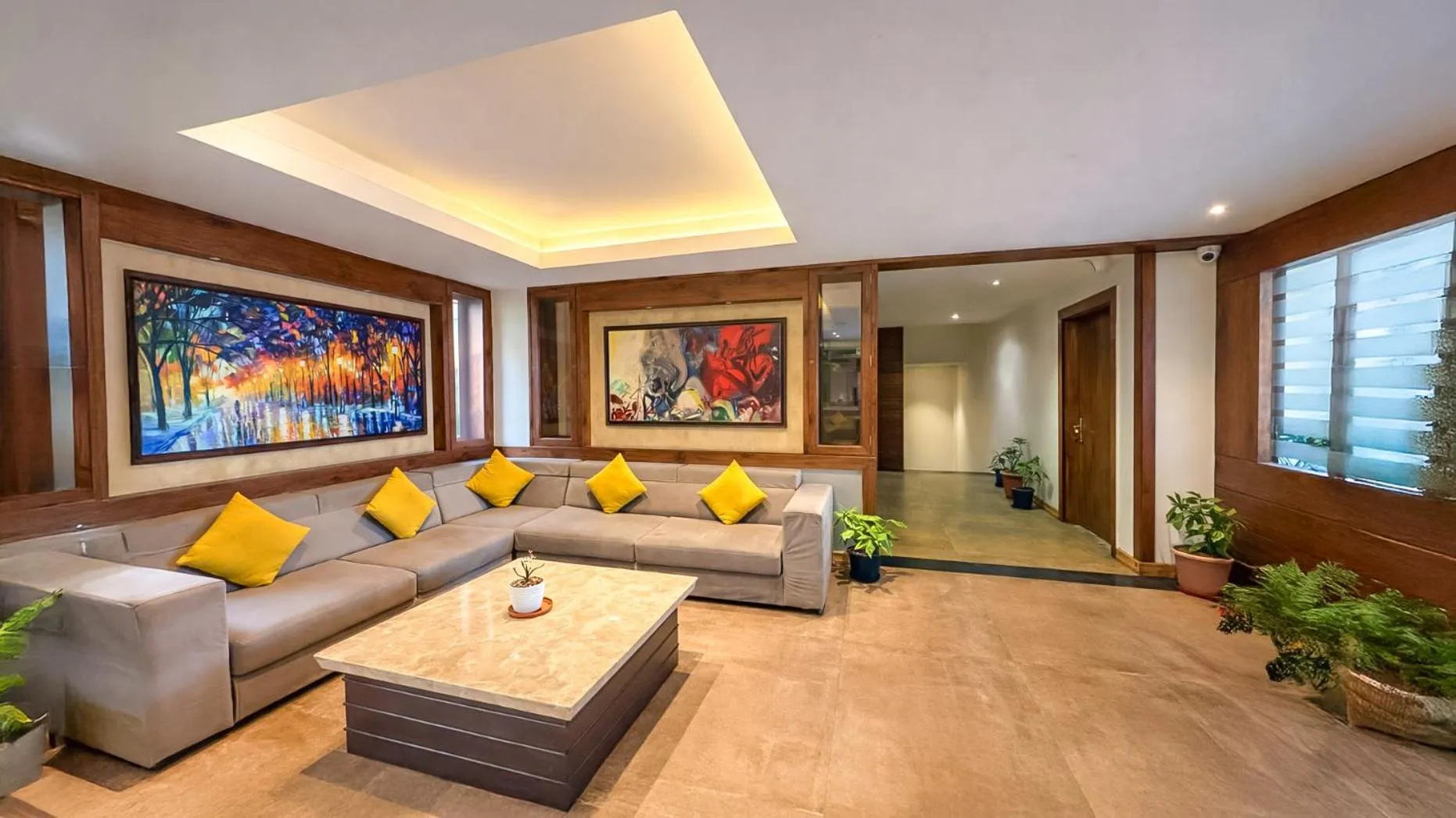 Lobby or reception in Yashshree Sanderling Mall Road