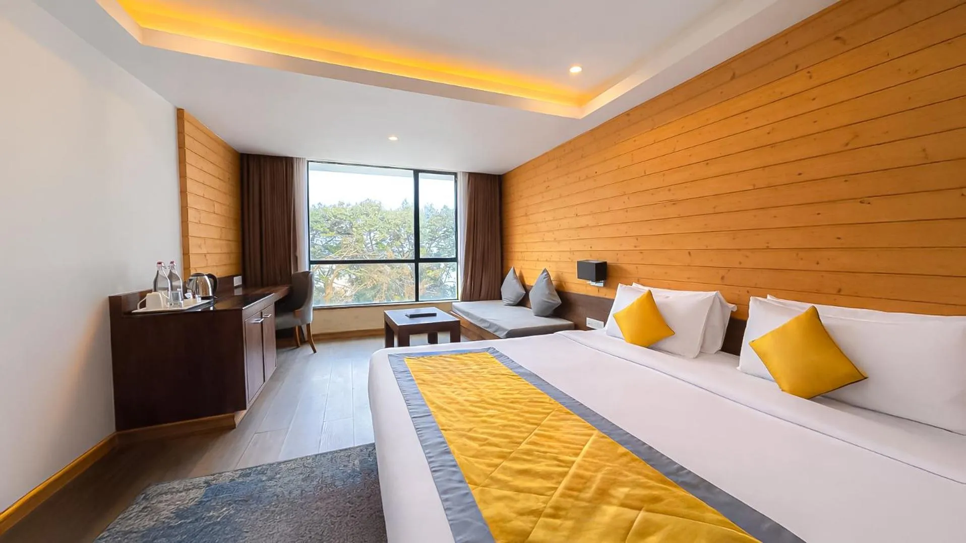 Bedroom, Bed in Yashshree Sanderling Mall Road