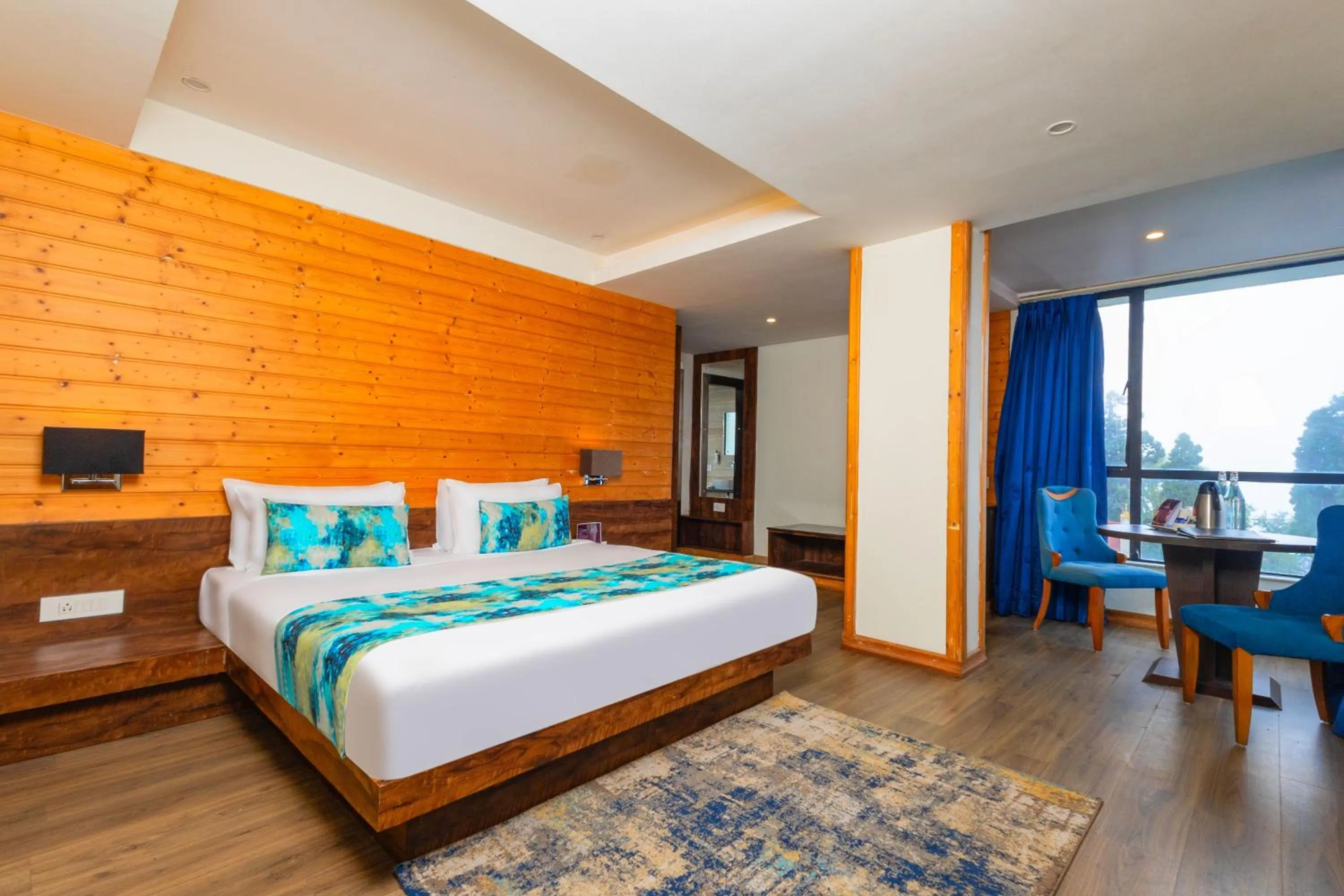 Bedroom, Bed in Yashshree Sanderling Mall Road