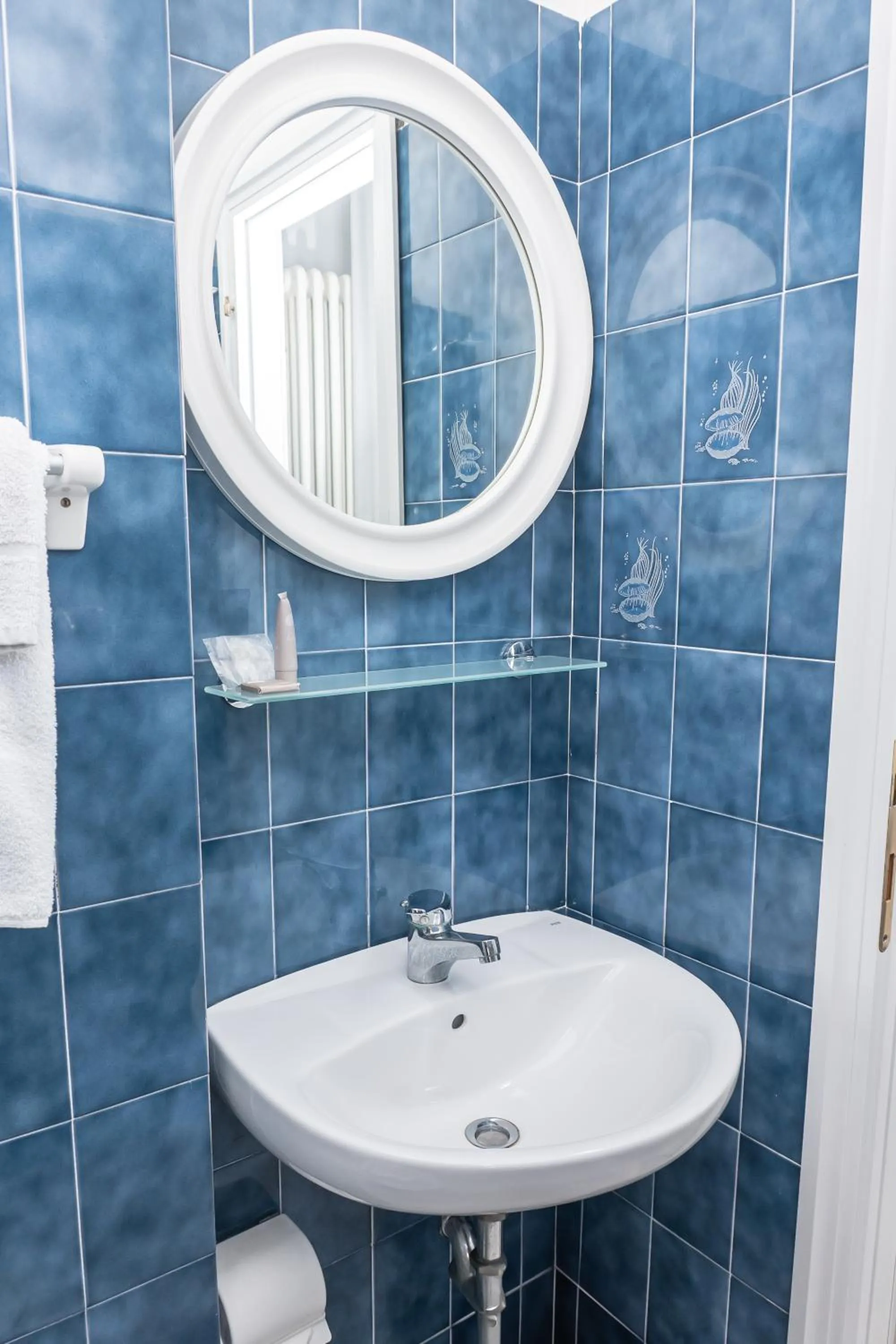 Bathroom in Hotel Mirabella