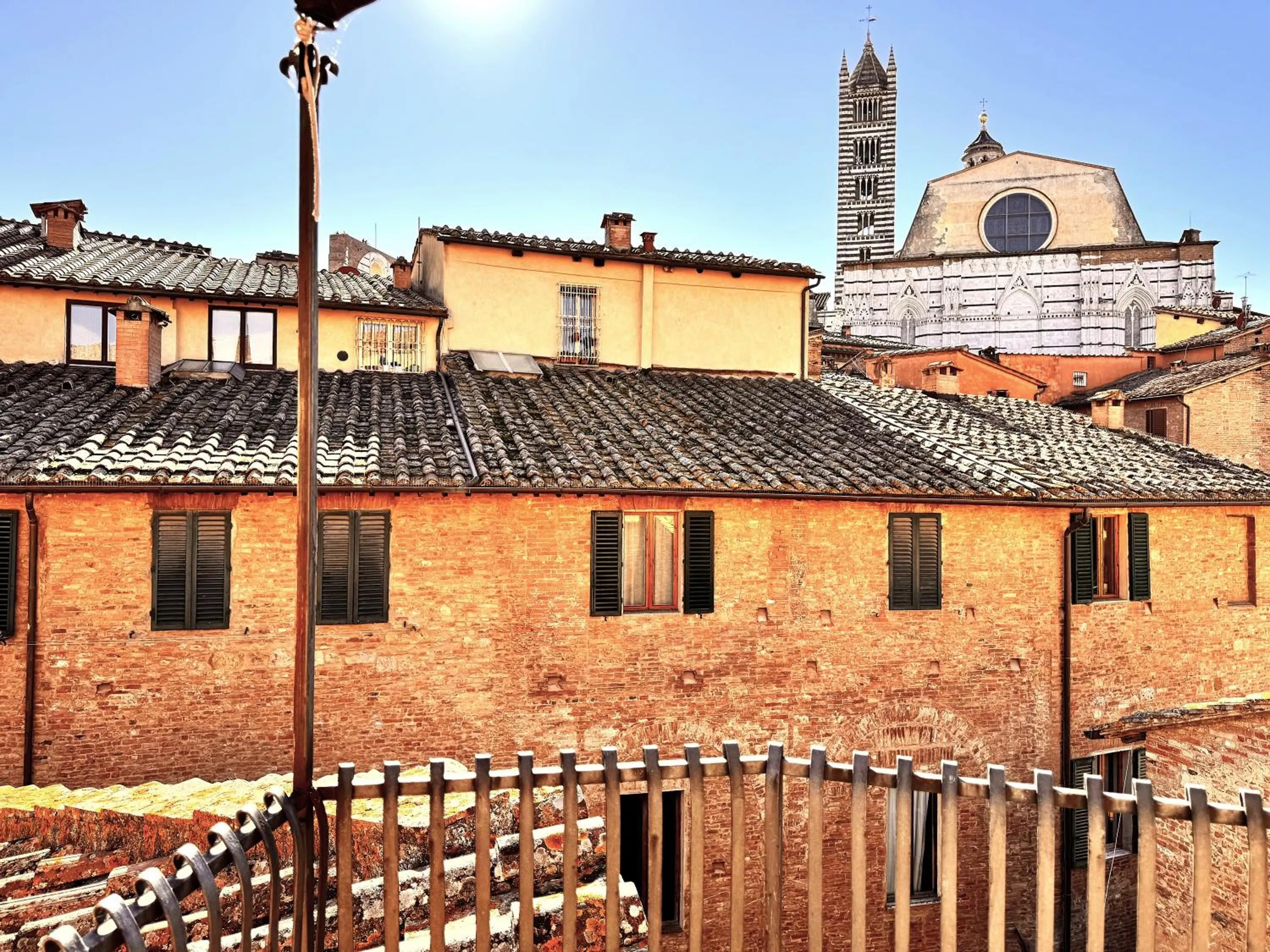 LA COSTARELLA - Central with Cozy Terrace