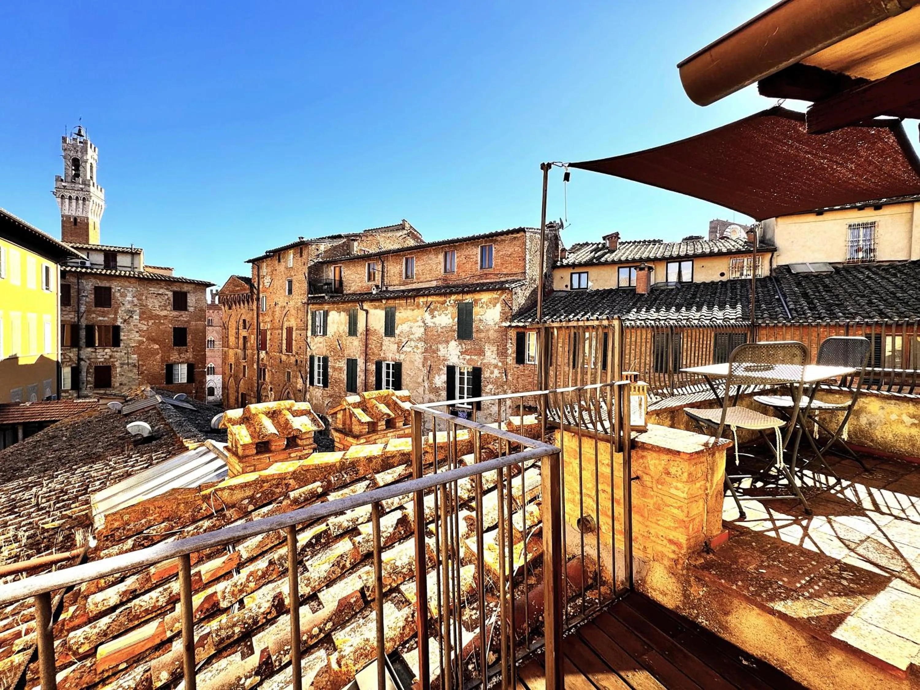 LA COSTARELLA - Central with Cozy Terrace