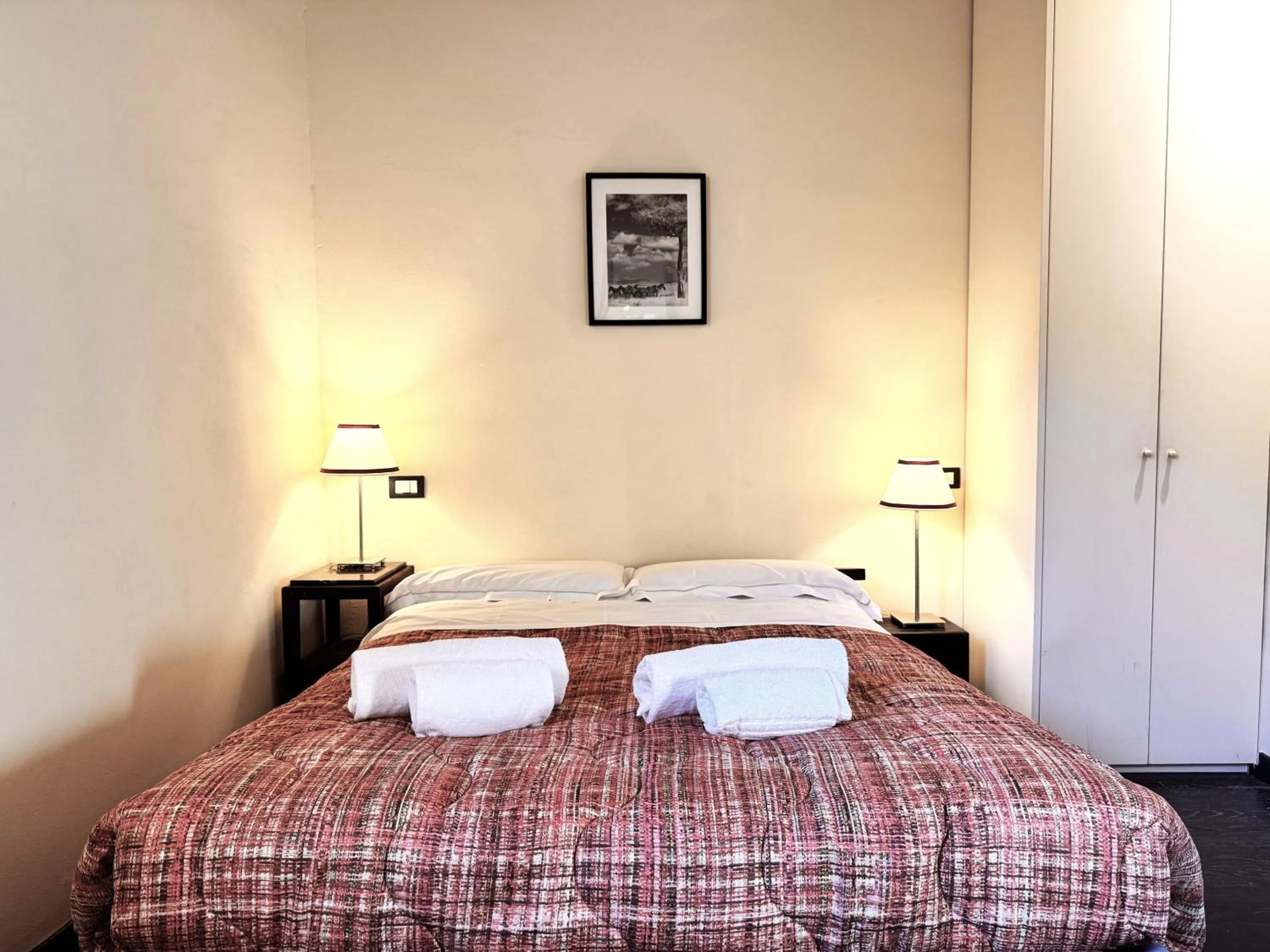 Bed in LA COSTARELLA - Central with Cozy Terrace