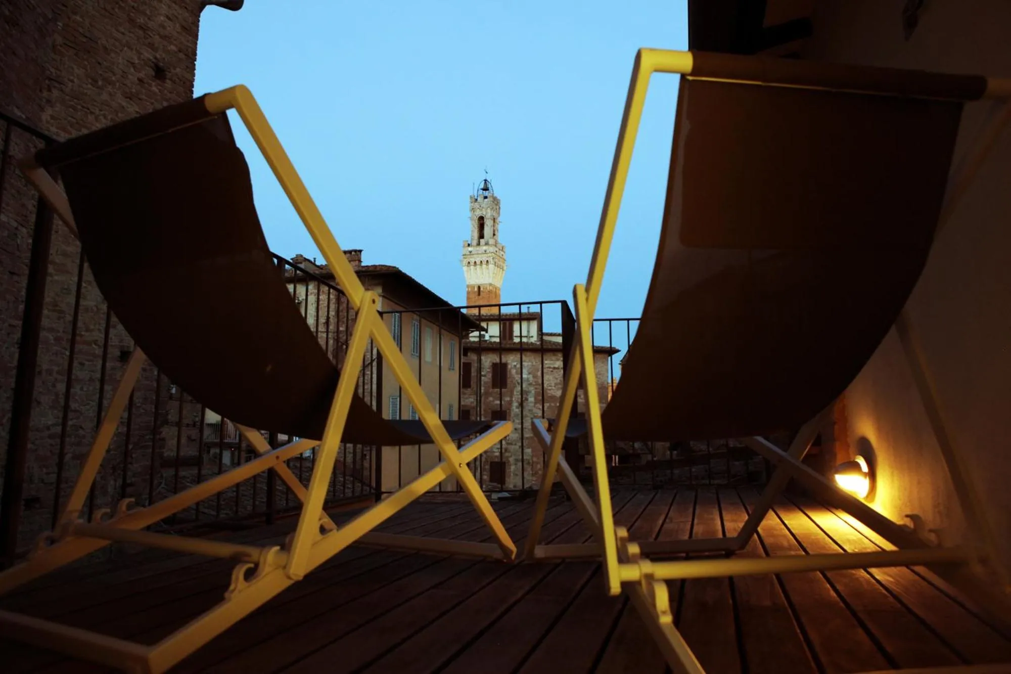 LA COSTARELLA - Central with Cozy Terrace