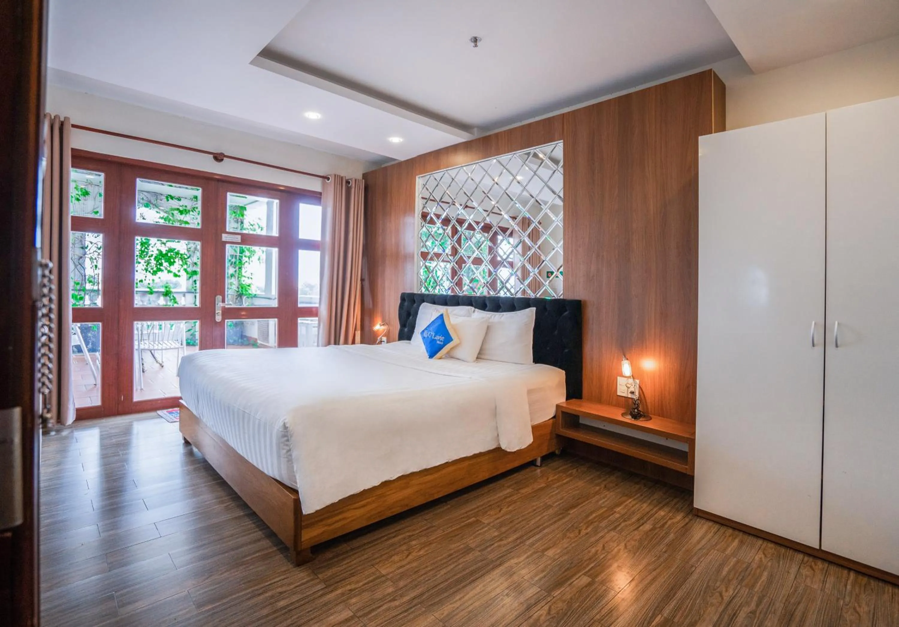 Bed in C'Lavie Hotel - Saigon Airport Hotel