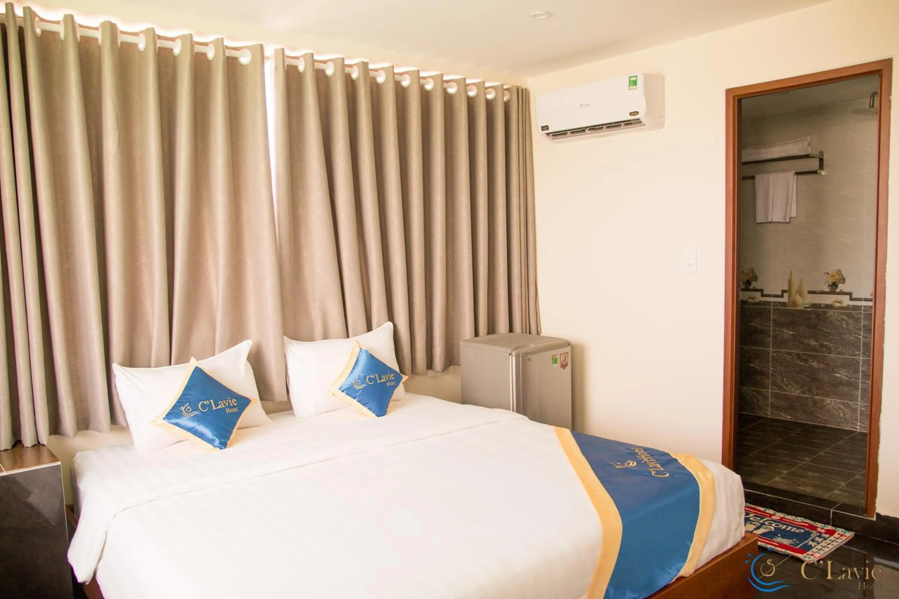 bunk bed, Bed in C'Lavie Hotel - Saigon Airport Hotel