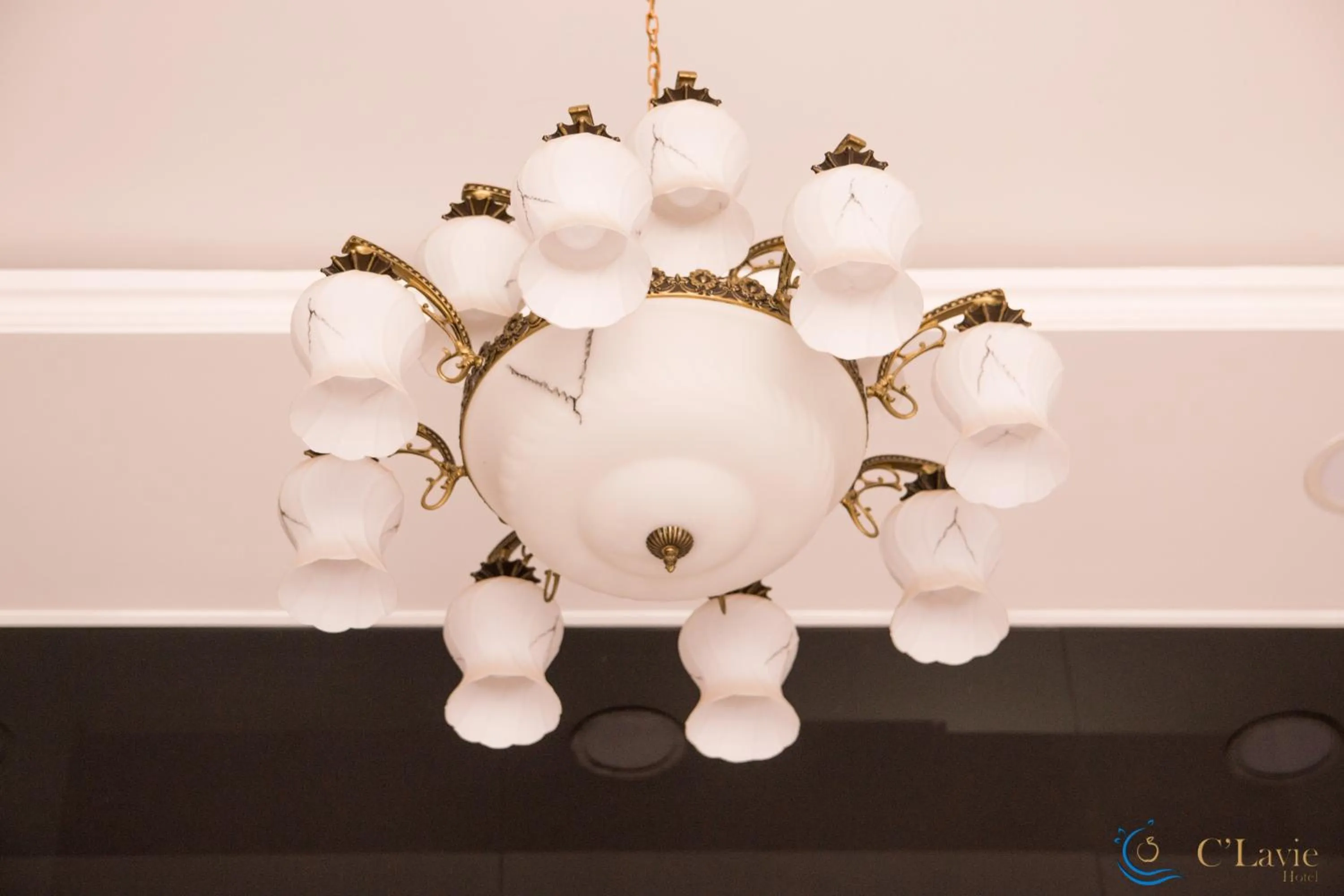 Lobby or reception in C'Lavie Hotel - Saigon Airport Hotel