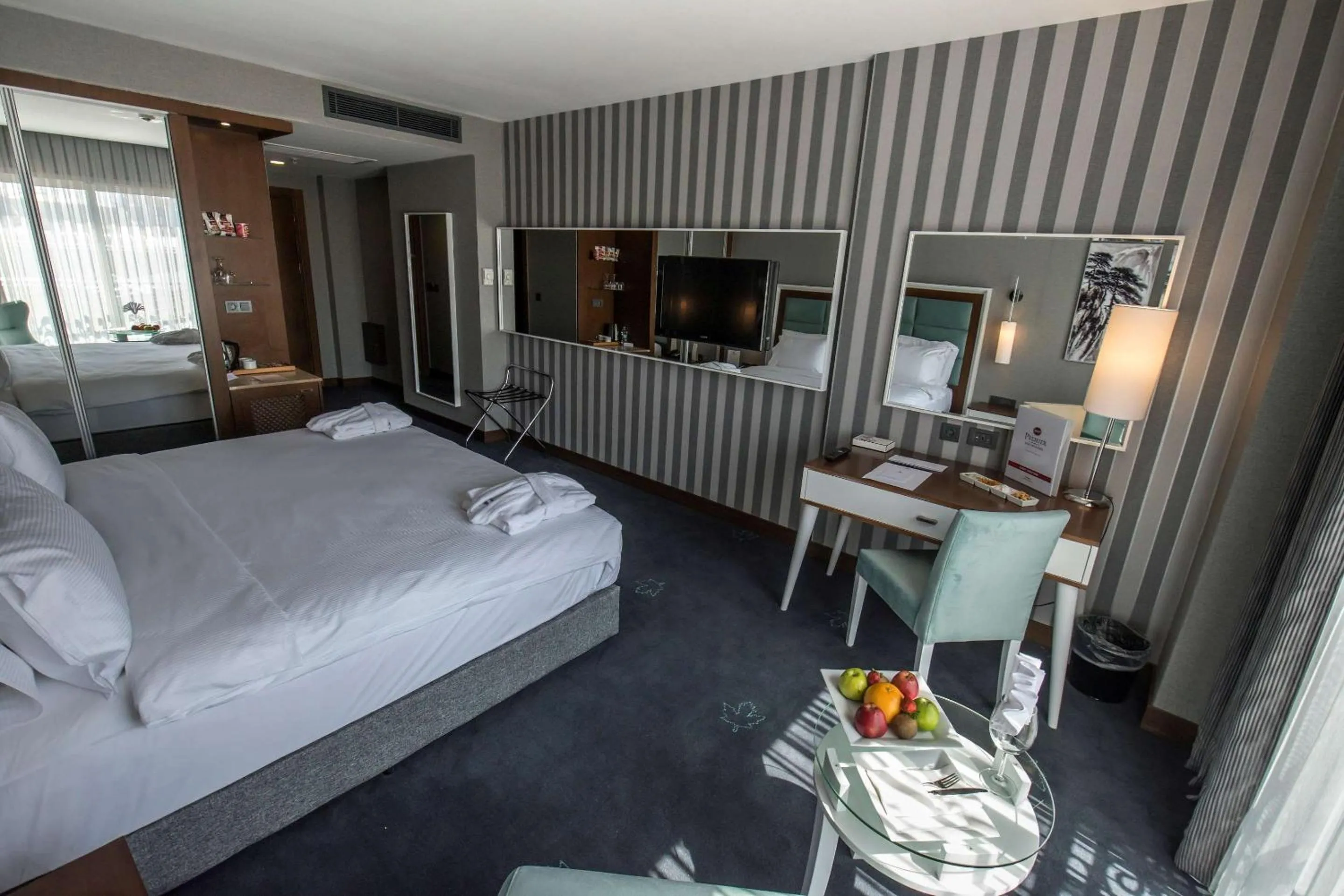 Photo of the whole room, Bed in Premier Inn Sakarya