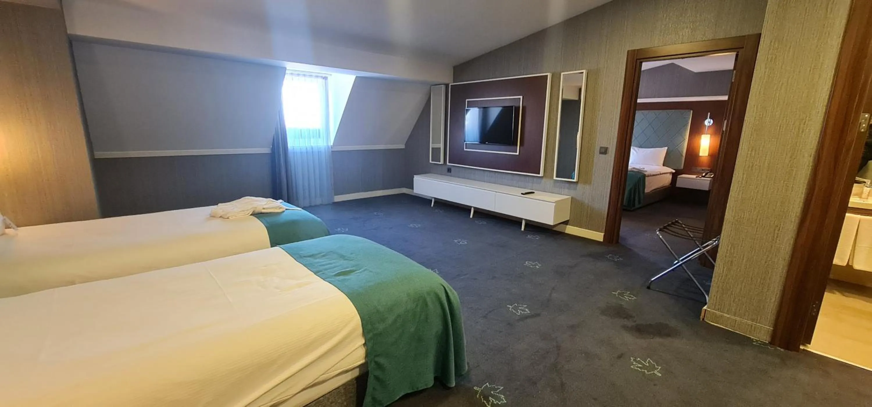 Bed in Premier Inn Sakarya