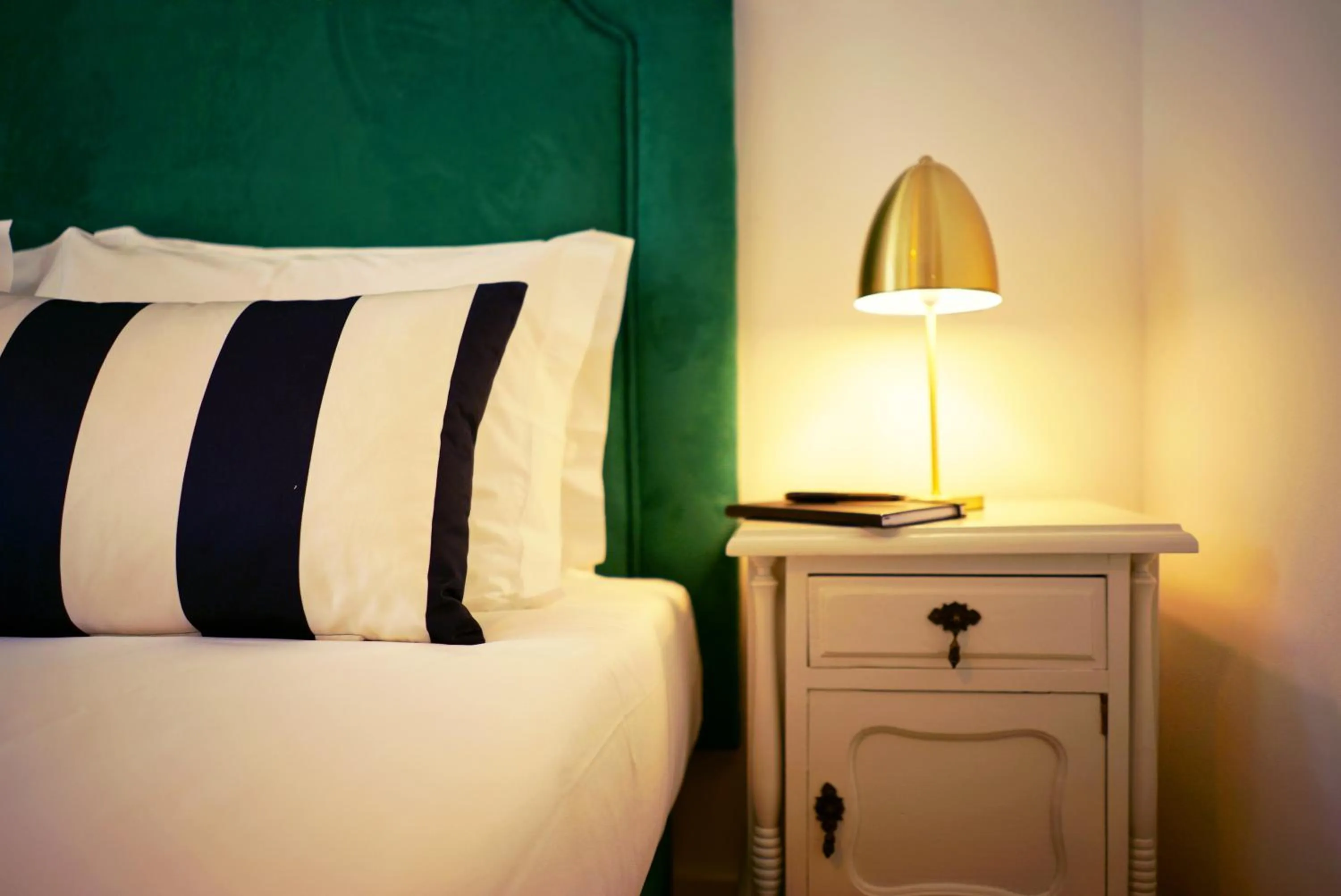 Decorative detail, Bed in Casas da Baixa - Vila Intendente