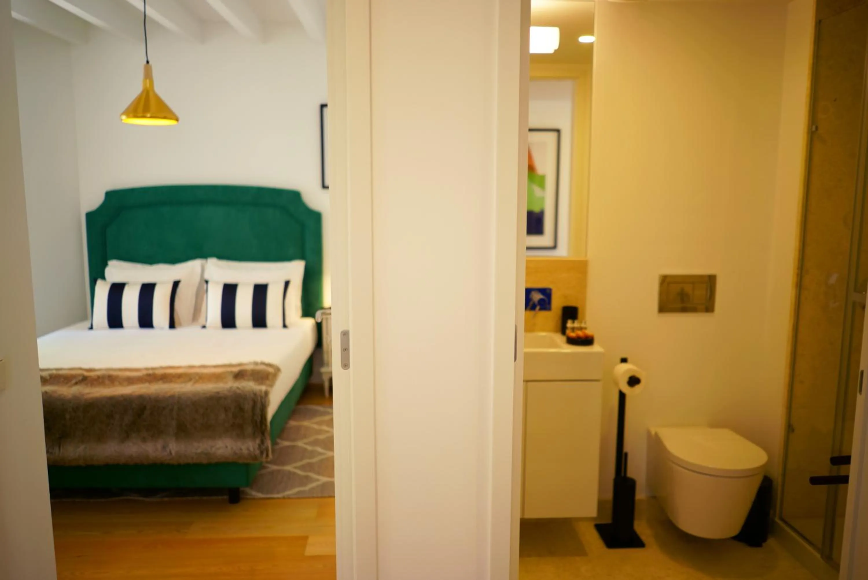 Decorative detail, Bed in Casas da Baixa - Vila Intendente