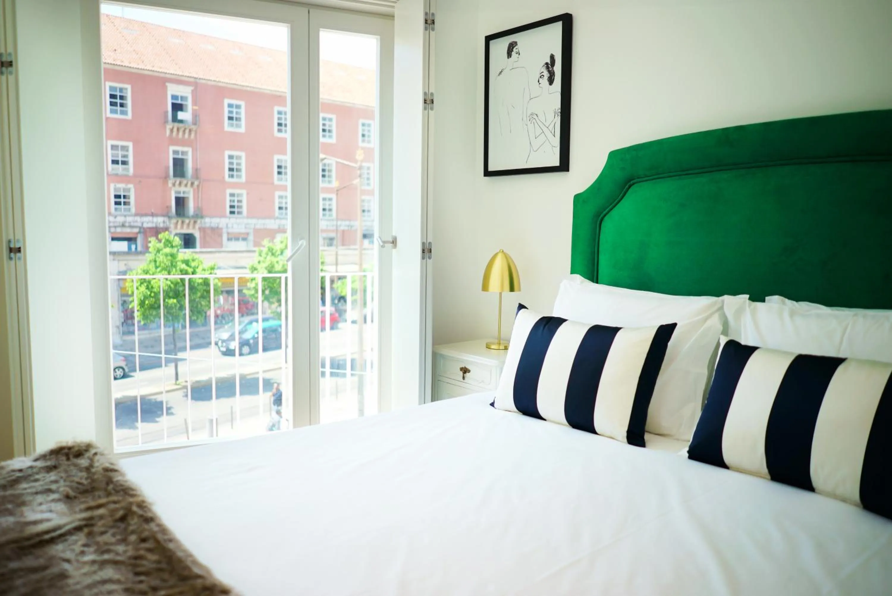 Decorative detail, Bed in Casas da Baixa - Vila Intendente