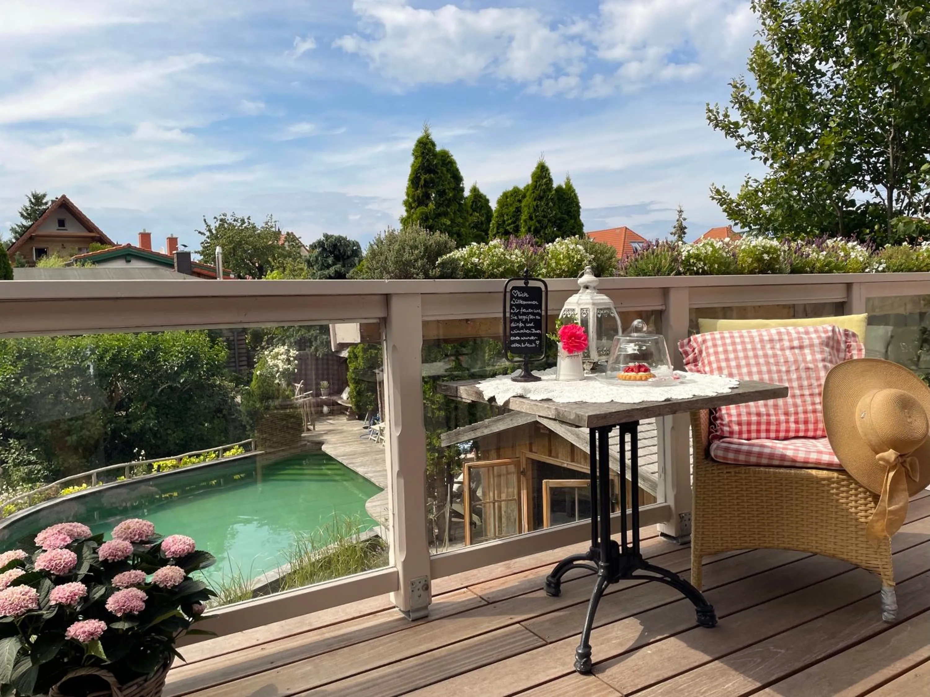 Balcony/Terrace in Weißt Du noch - Gästehäuser & Suiten