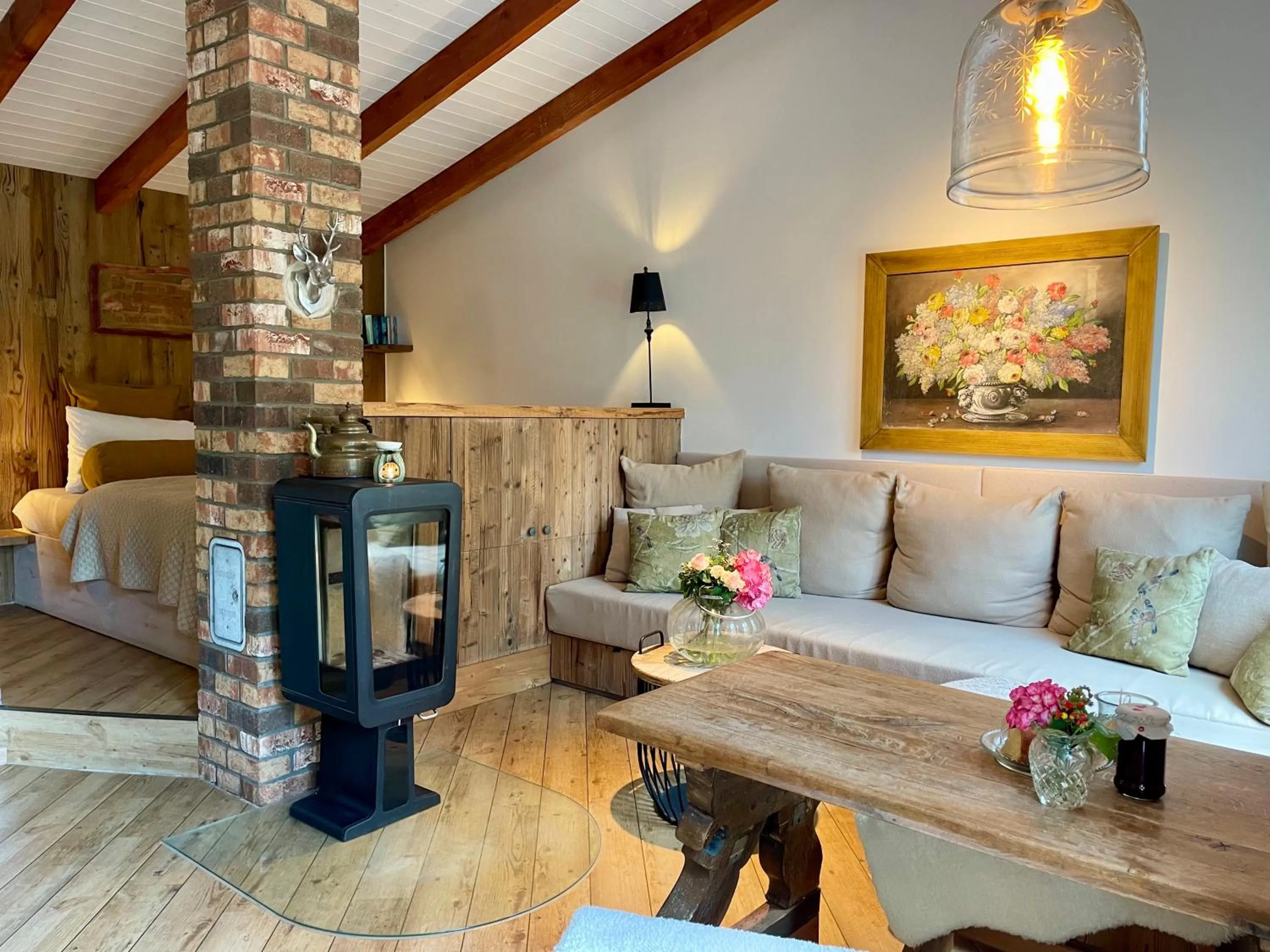 fireplace in Weißt Du noch - Gästehäuser & Suiten