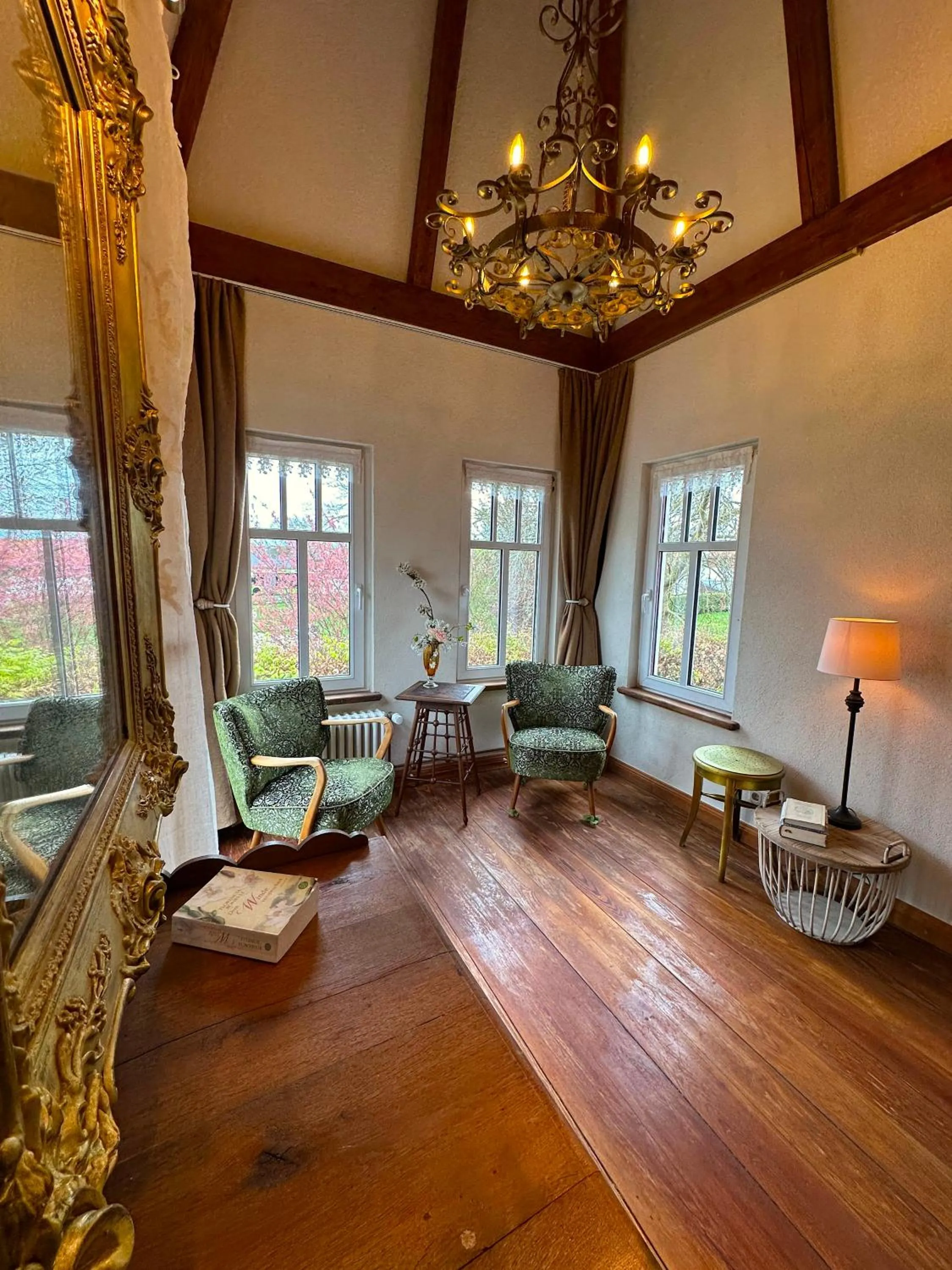 Seating area in Weißt Du noch - Gästehäuser & Suiten