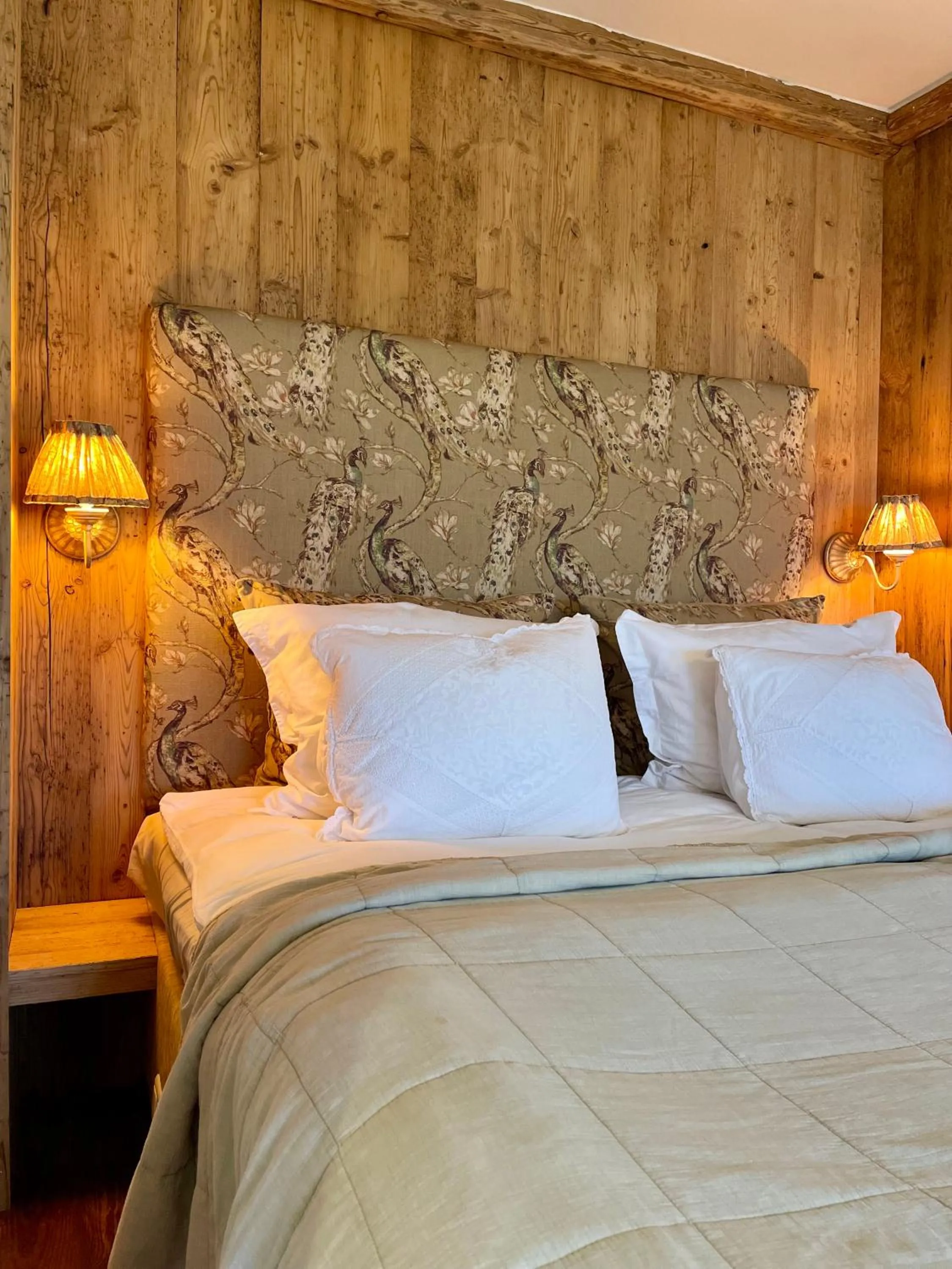 Bed in Weißt Du noch - Gästehäuser & Suiten