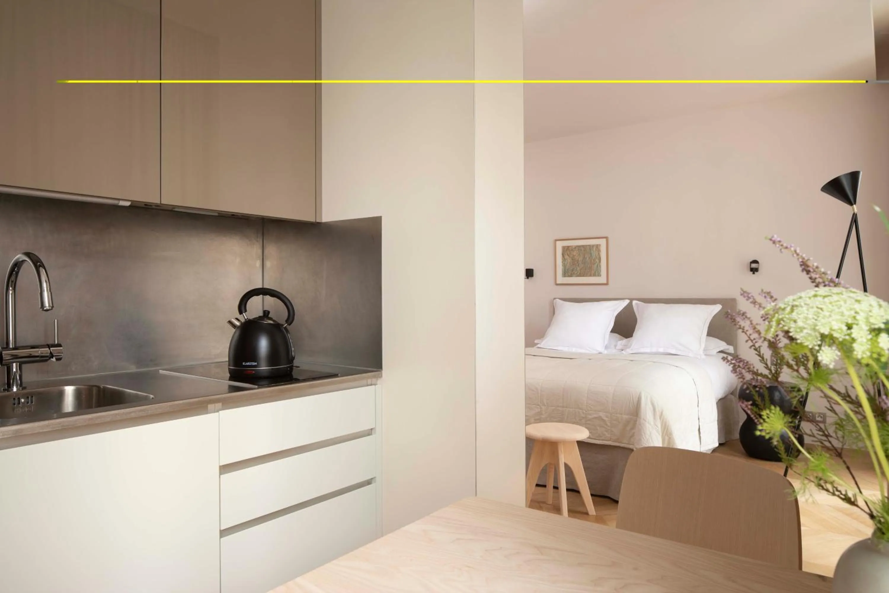 Bed in Résidence Nell Paris