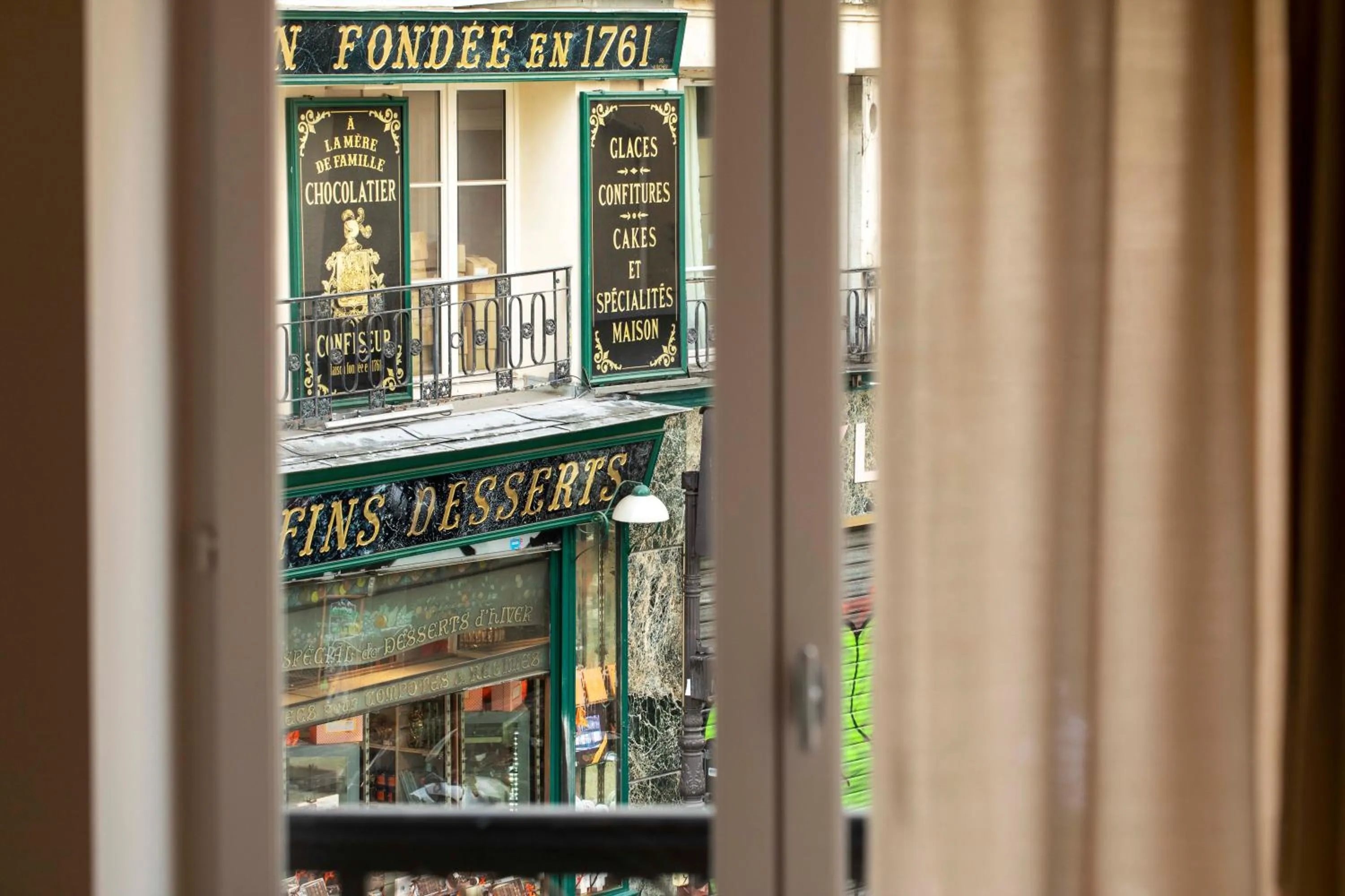 View (from property/room) in Résidence Nell Paris