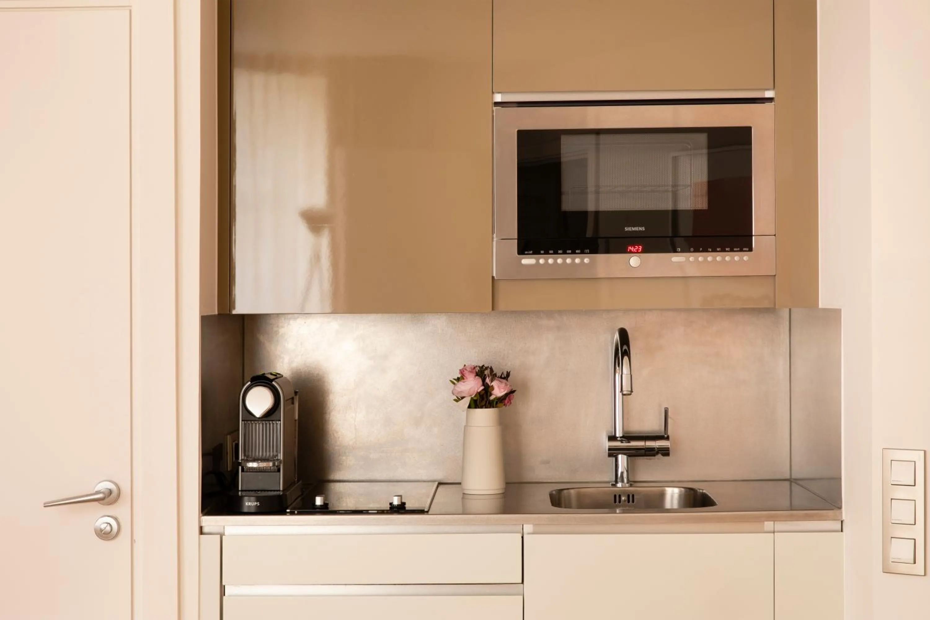 Coffee/tea facilities in Résidence Nell Paris