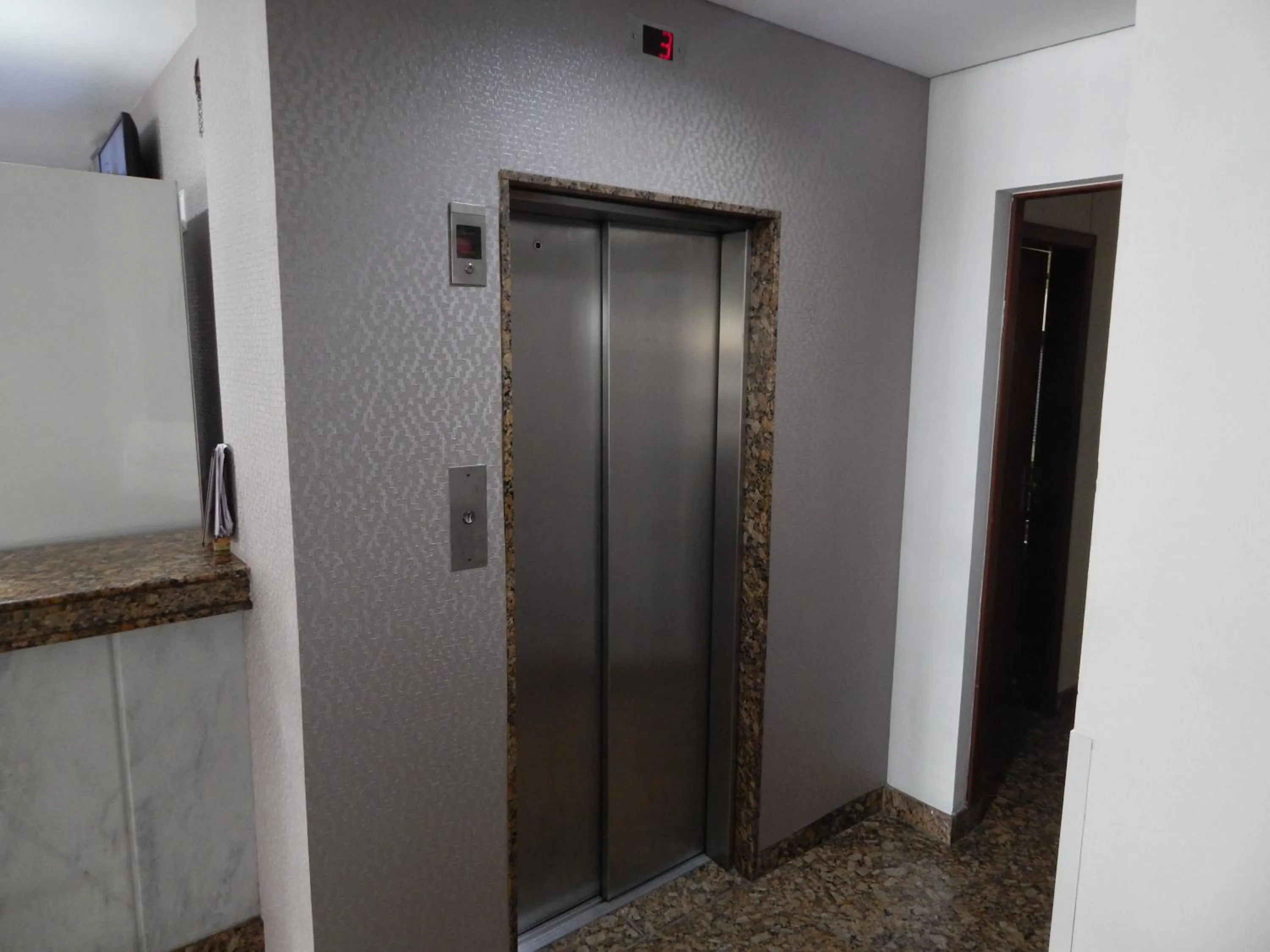 Area and facilities in Frimas Hotel