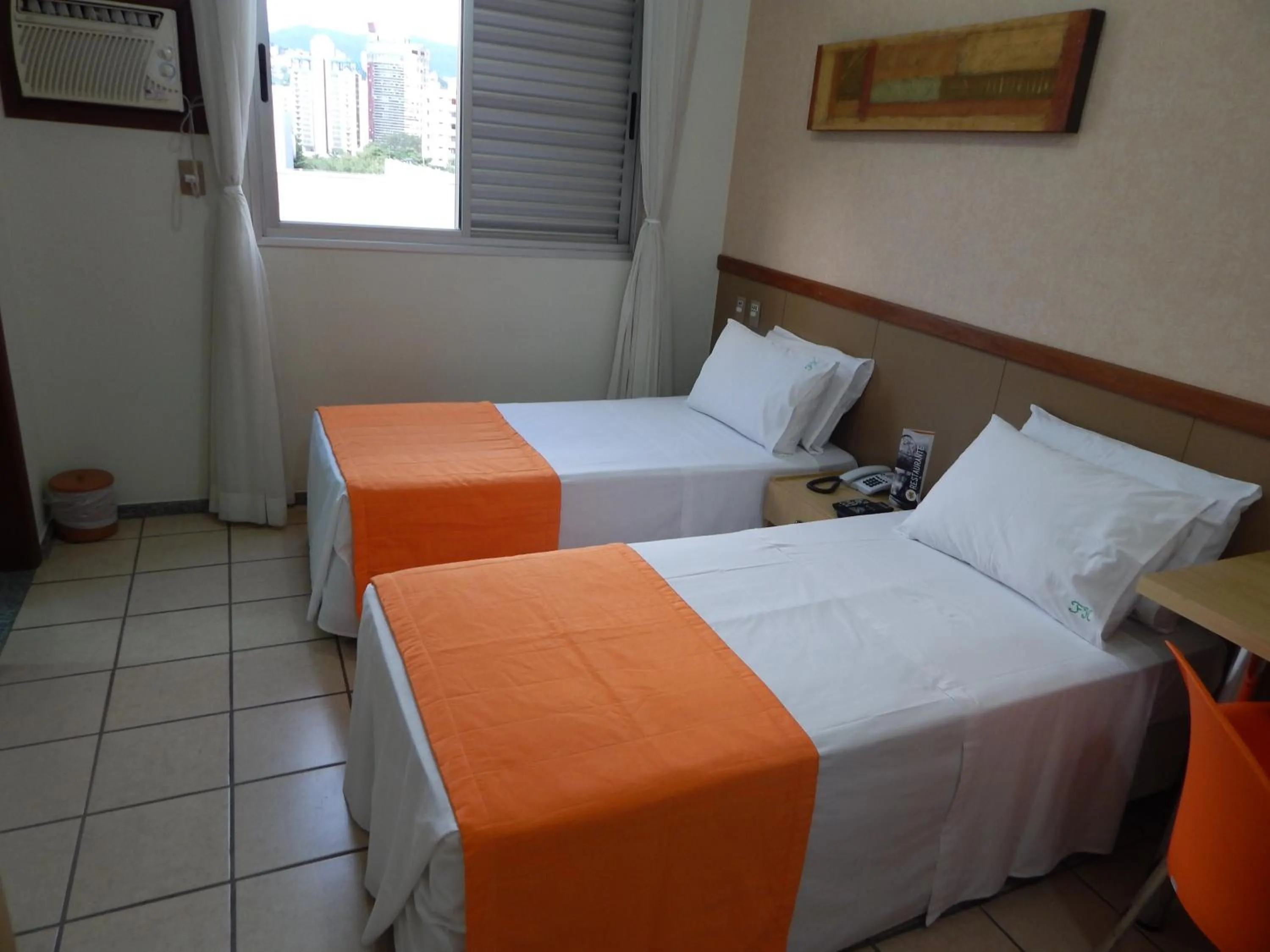 Photo of the whole room, Bed in Frimas Hotel