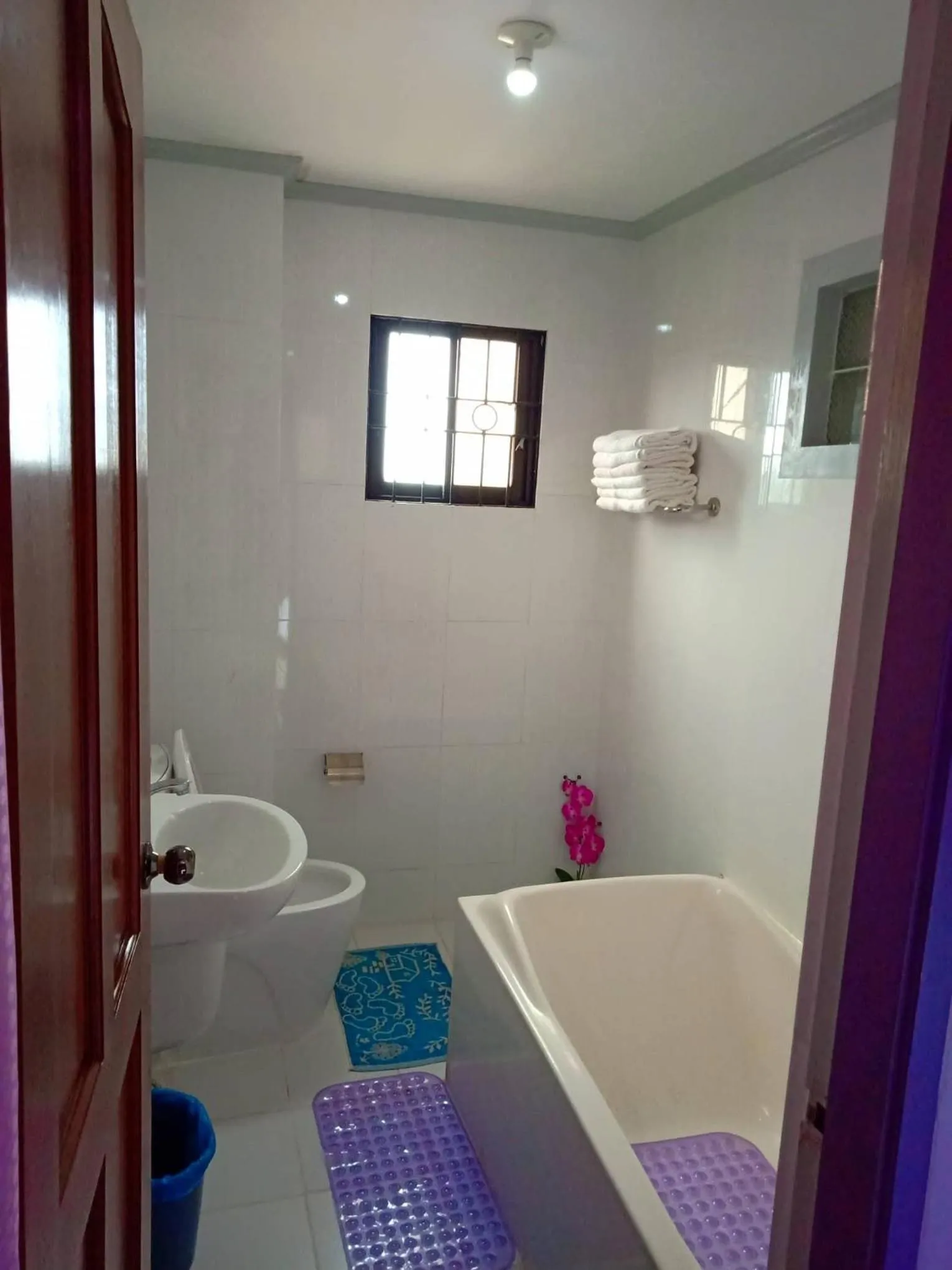 Toilet in Mary Chiang Baguio Transient House