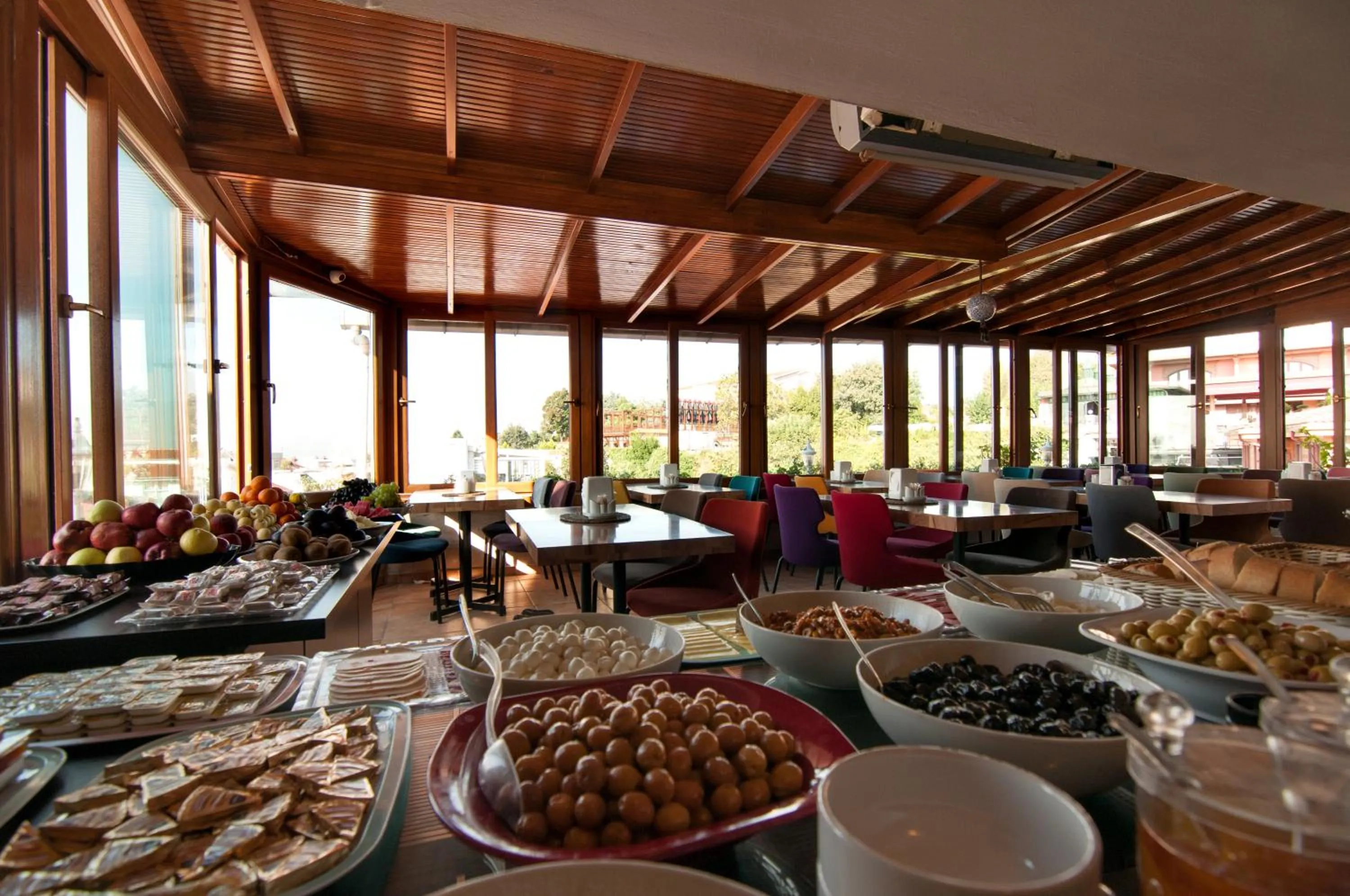 Restaurant/places to eat in Mevlana Hotel