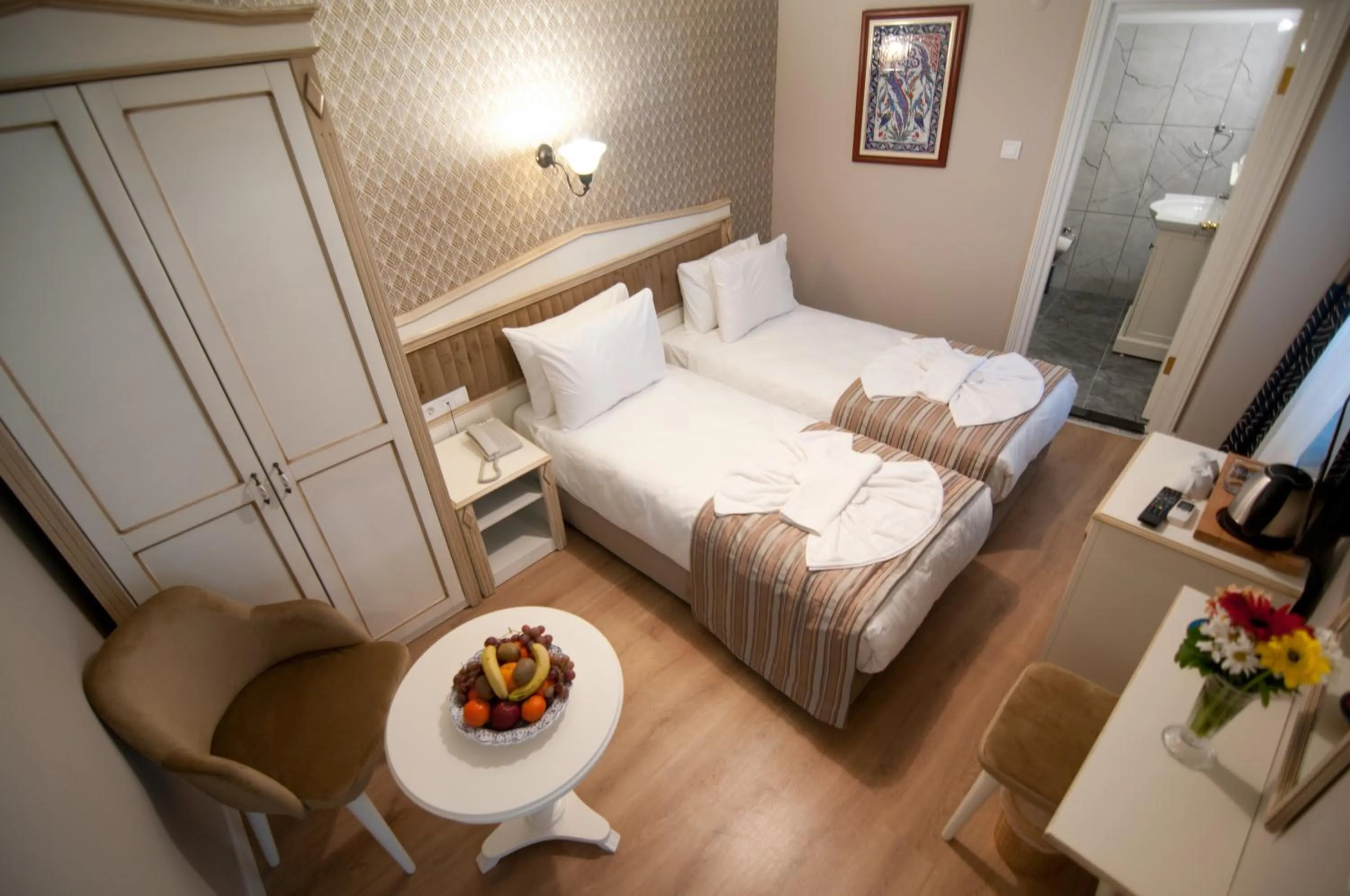 Bed in Mevlana Hotel