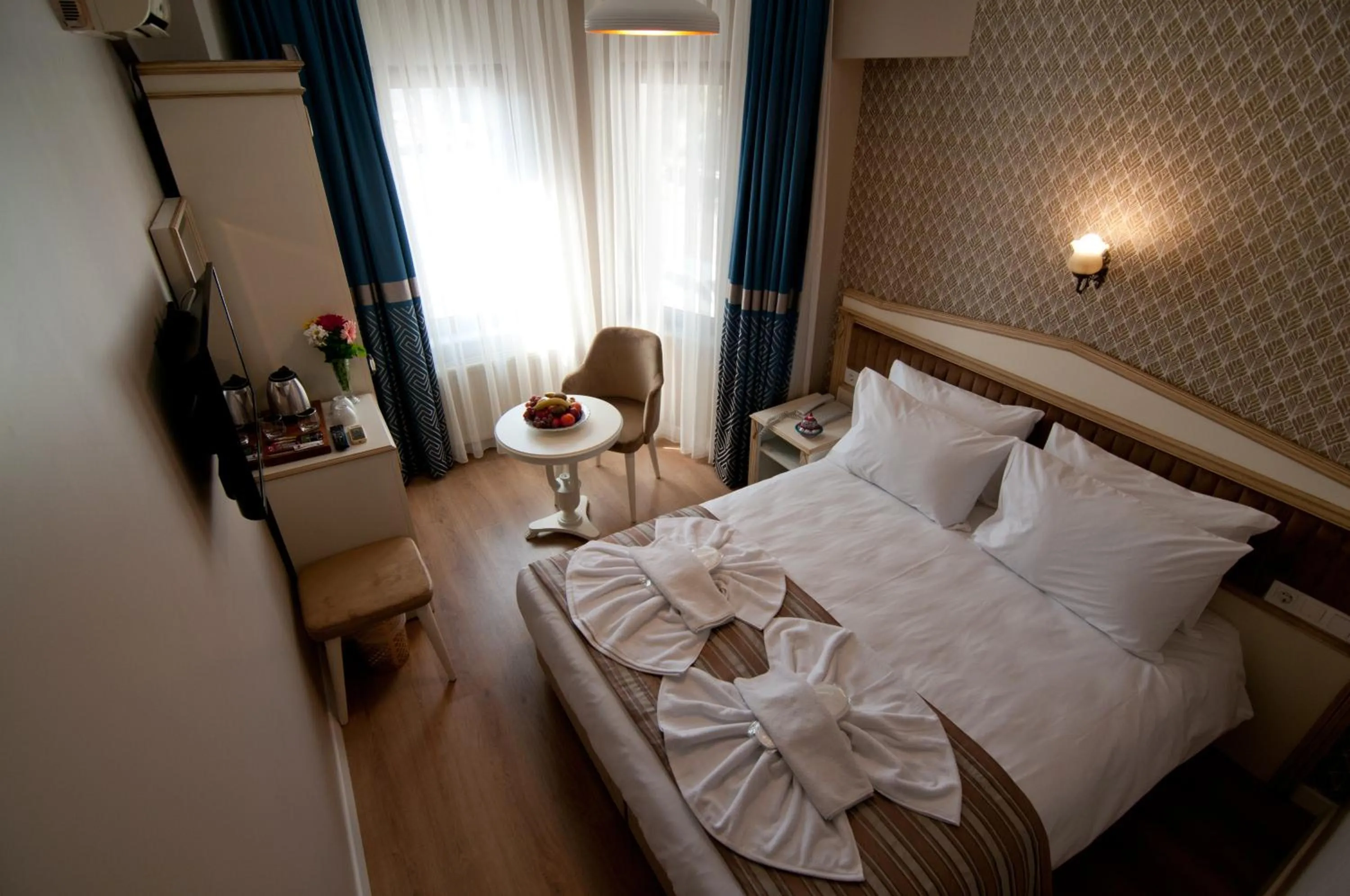 Bed in Mevlana Hotel