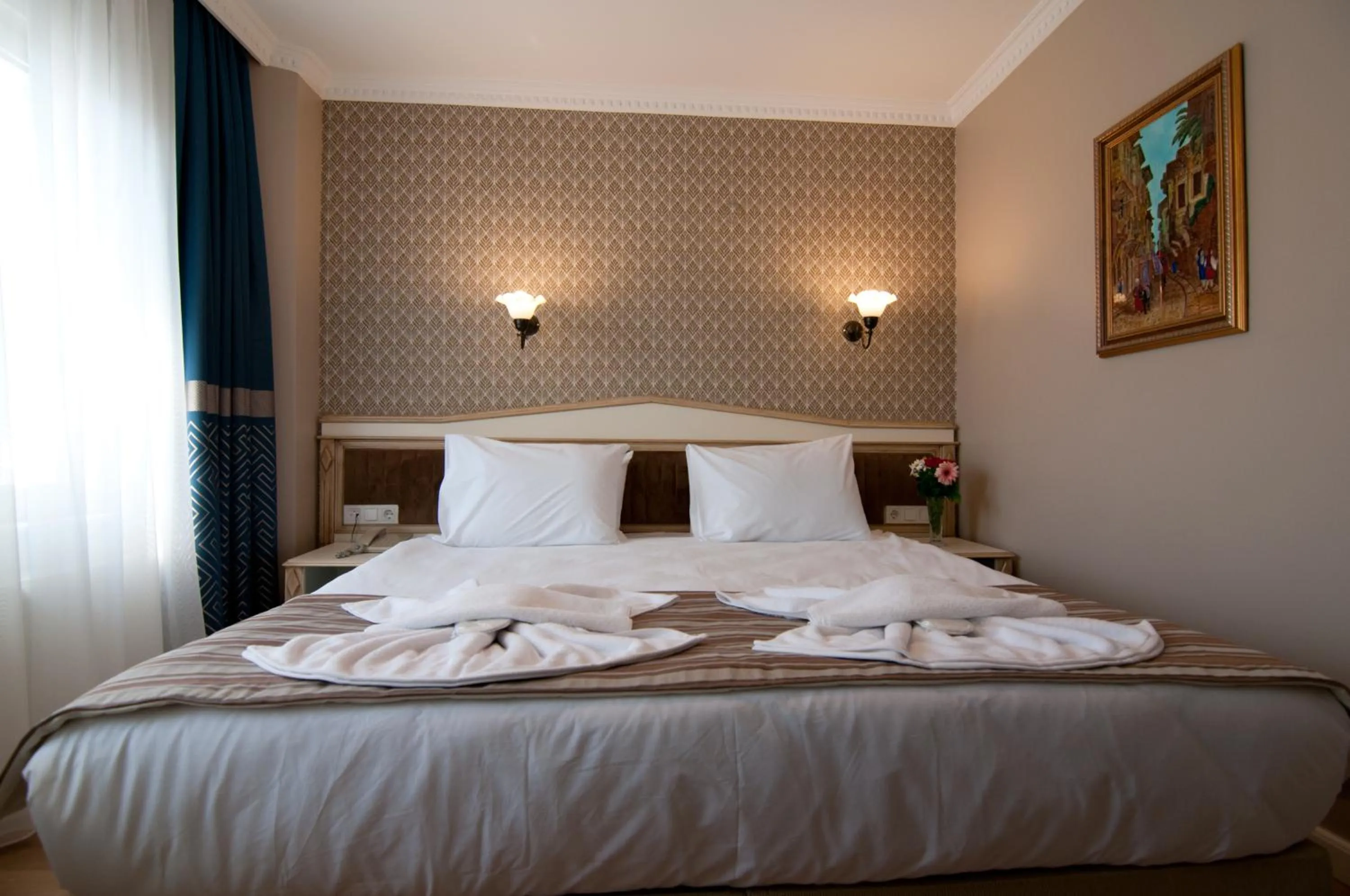 Bed in Mevlana Hotel