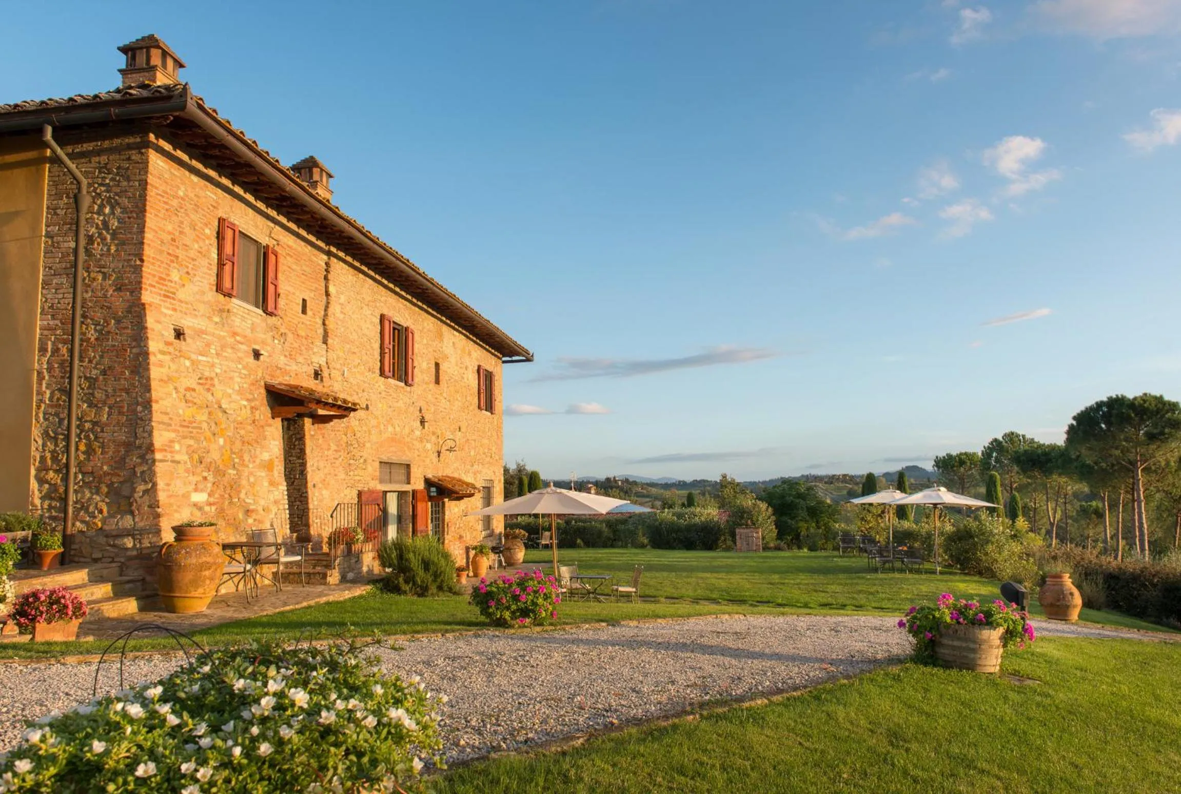 Property building in Il Coltro