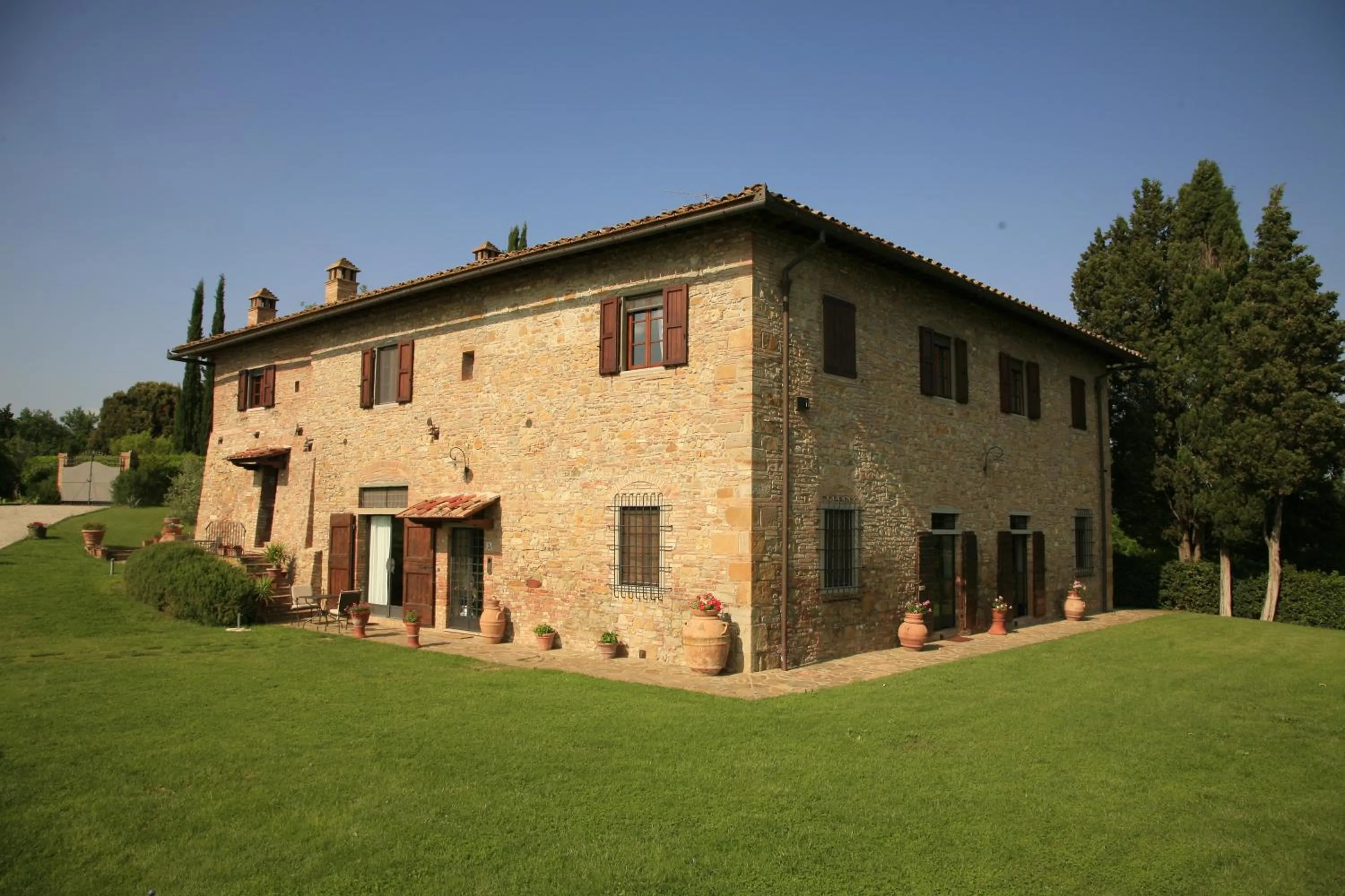 Facade/entrance in Il Coltro