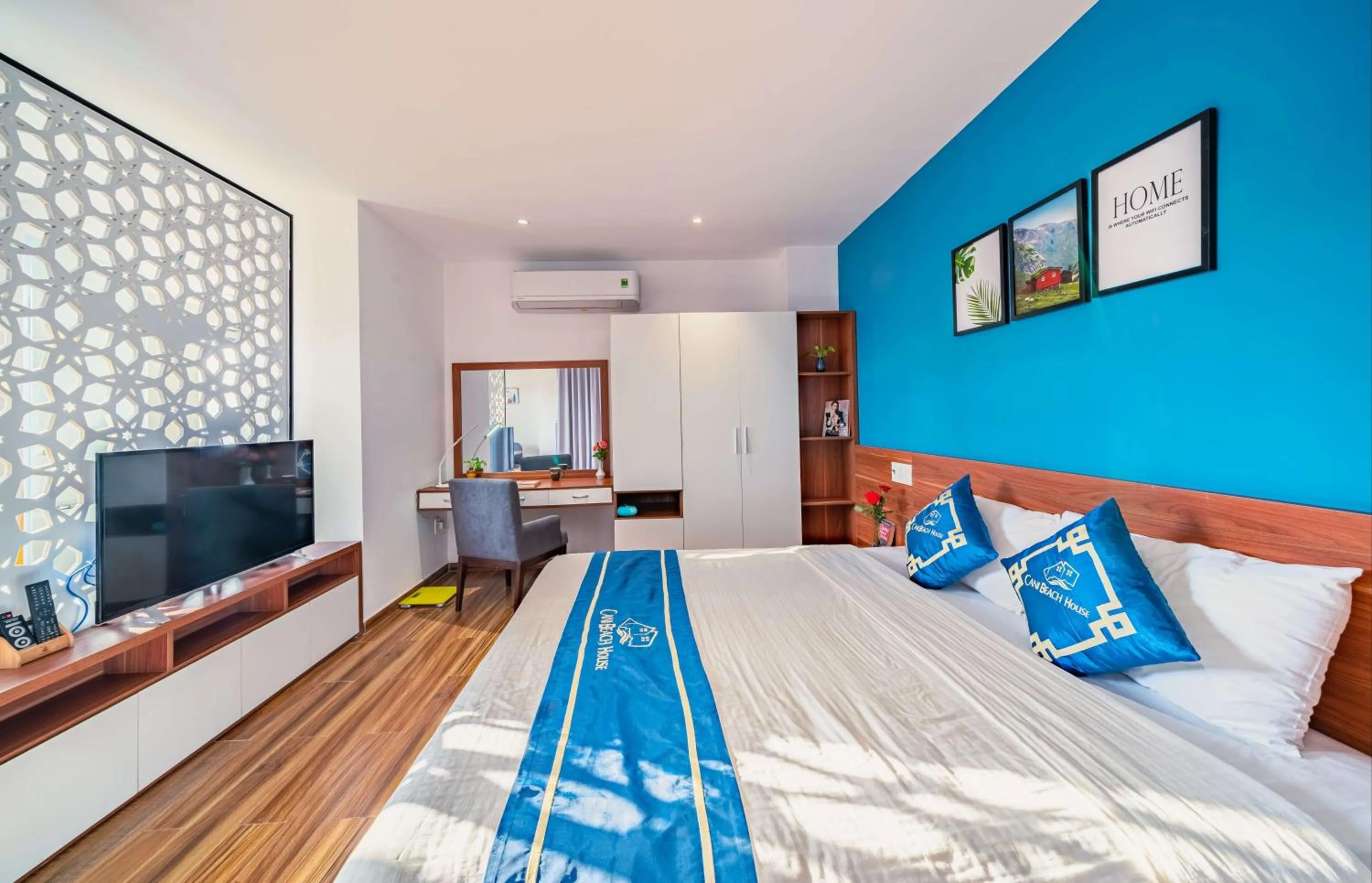 Bed in Cani Beach House