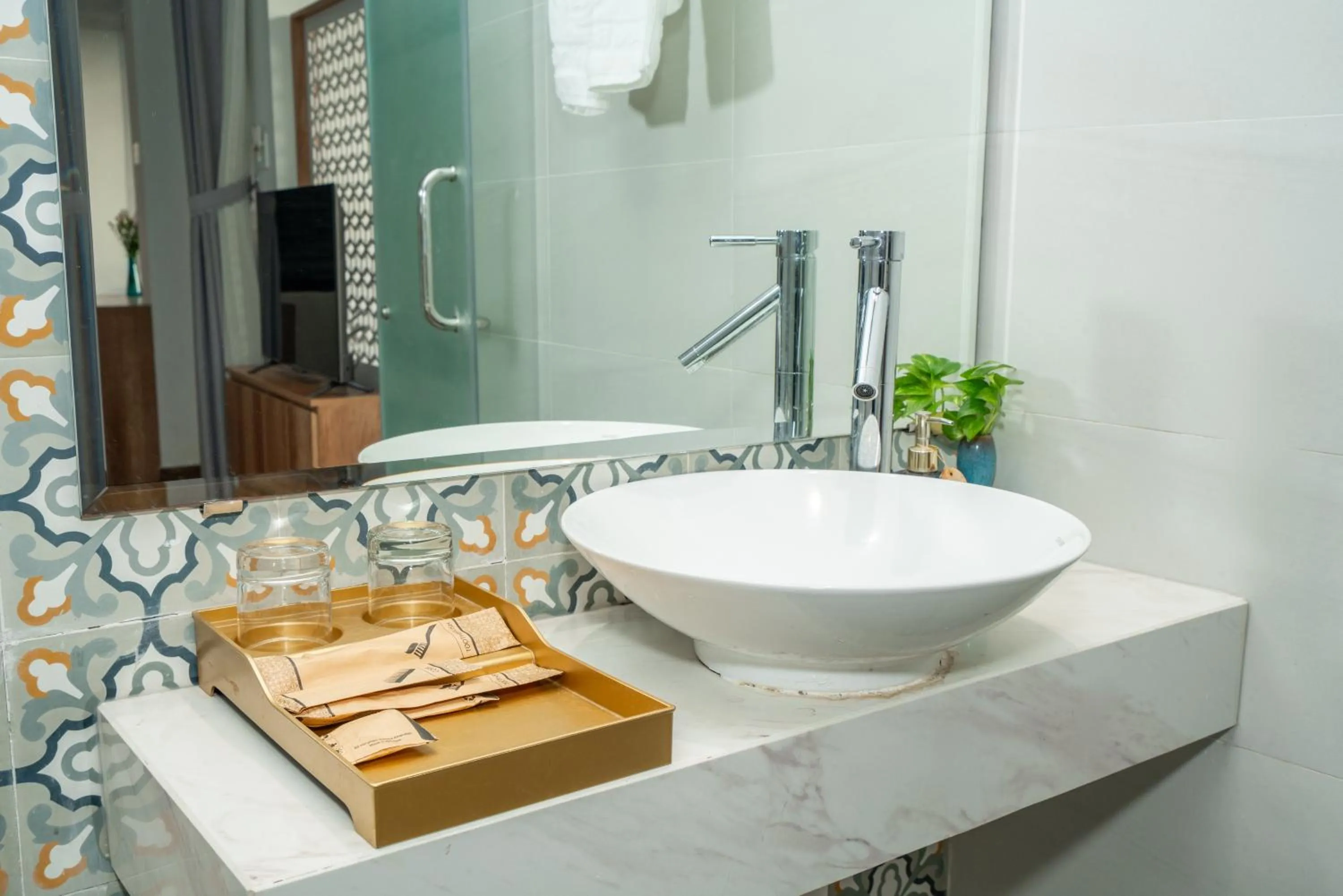 Shower in Cani Beach House