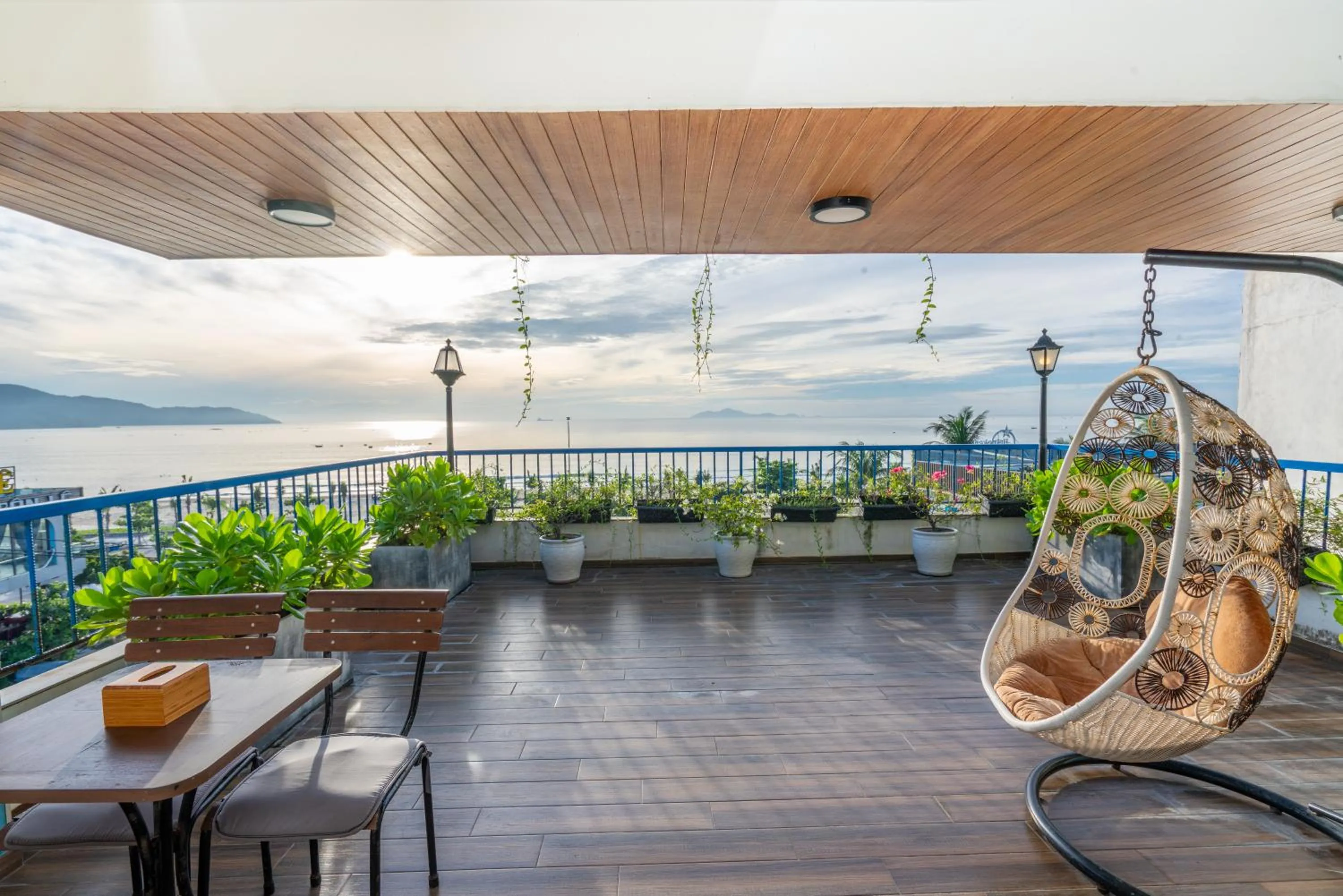 Dining area in Cani Beach House