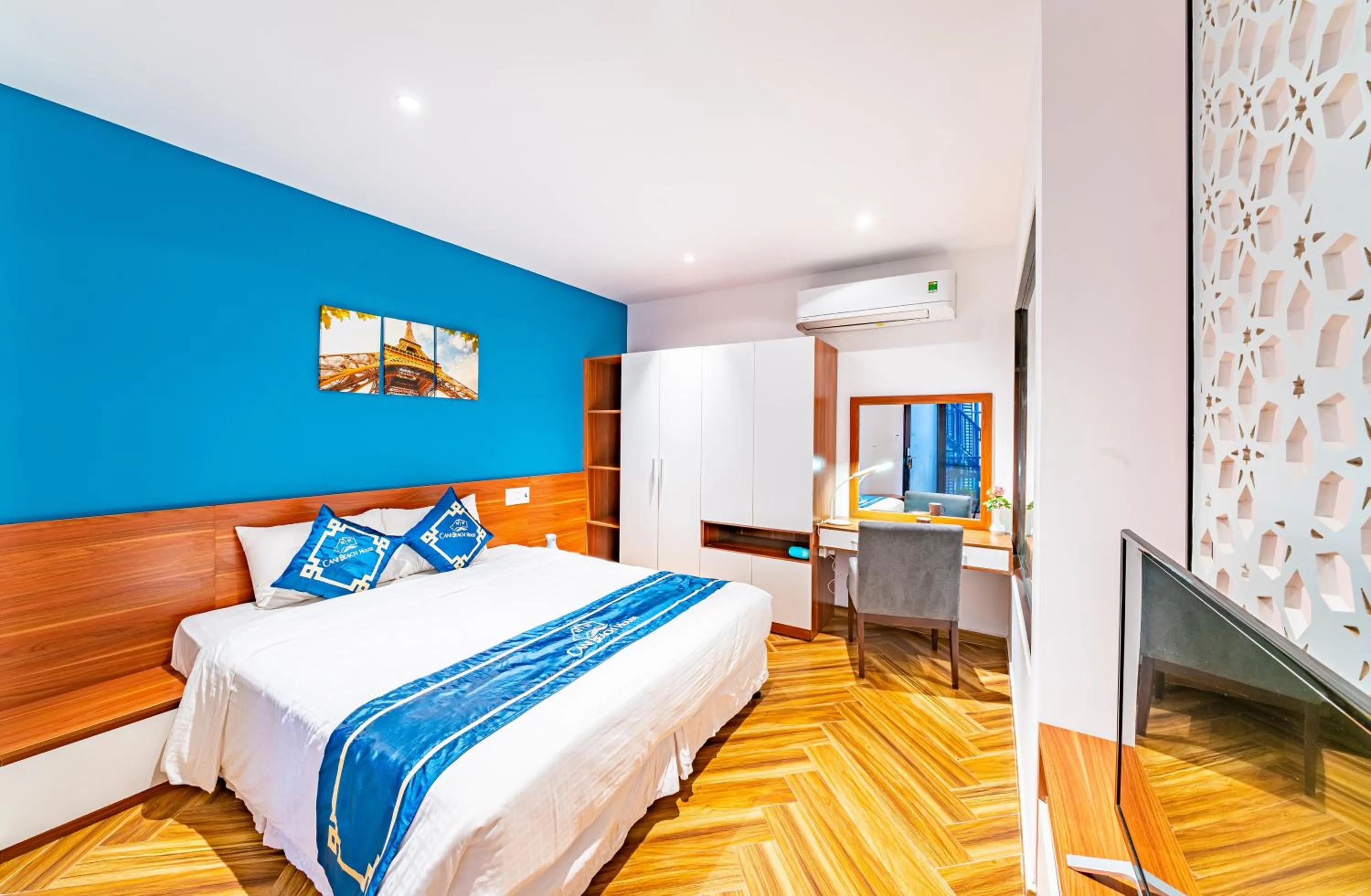 Bed in Cani Beach House