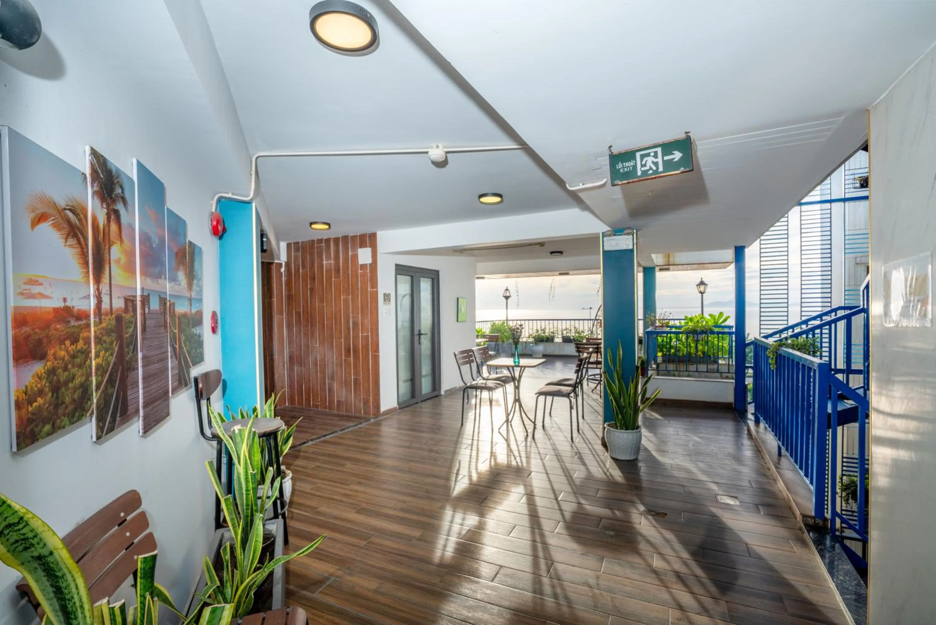 Dining area in Cani Beach House