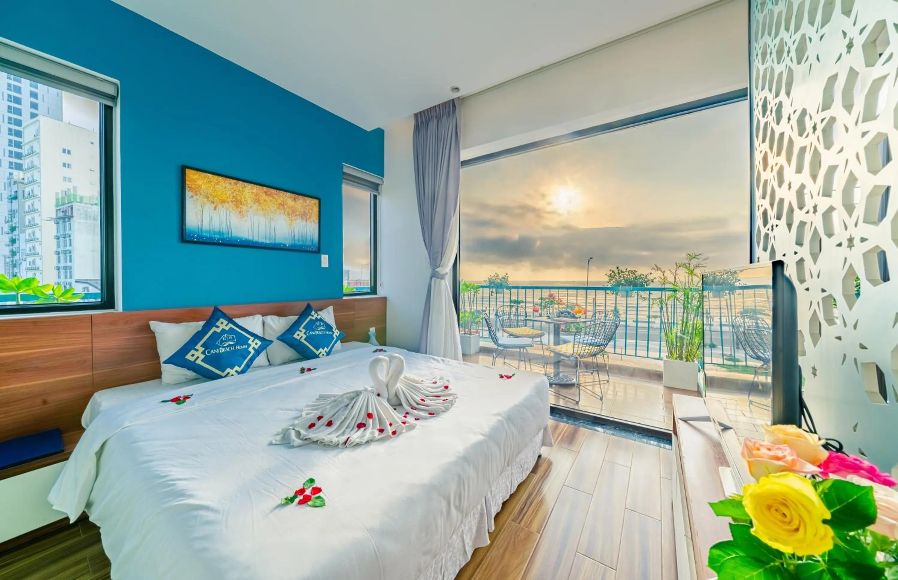 View (from property/room), Bed in Cani Beach House