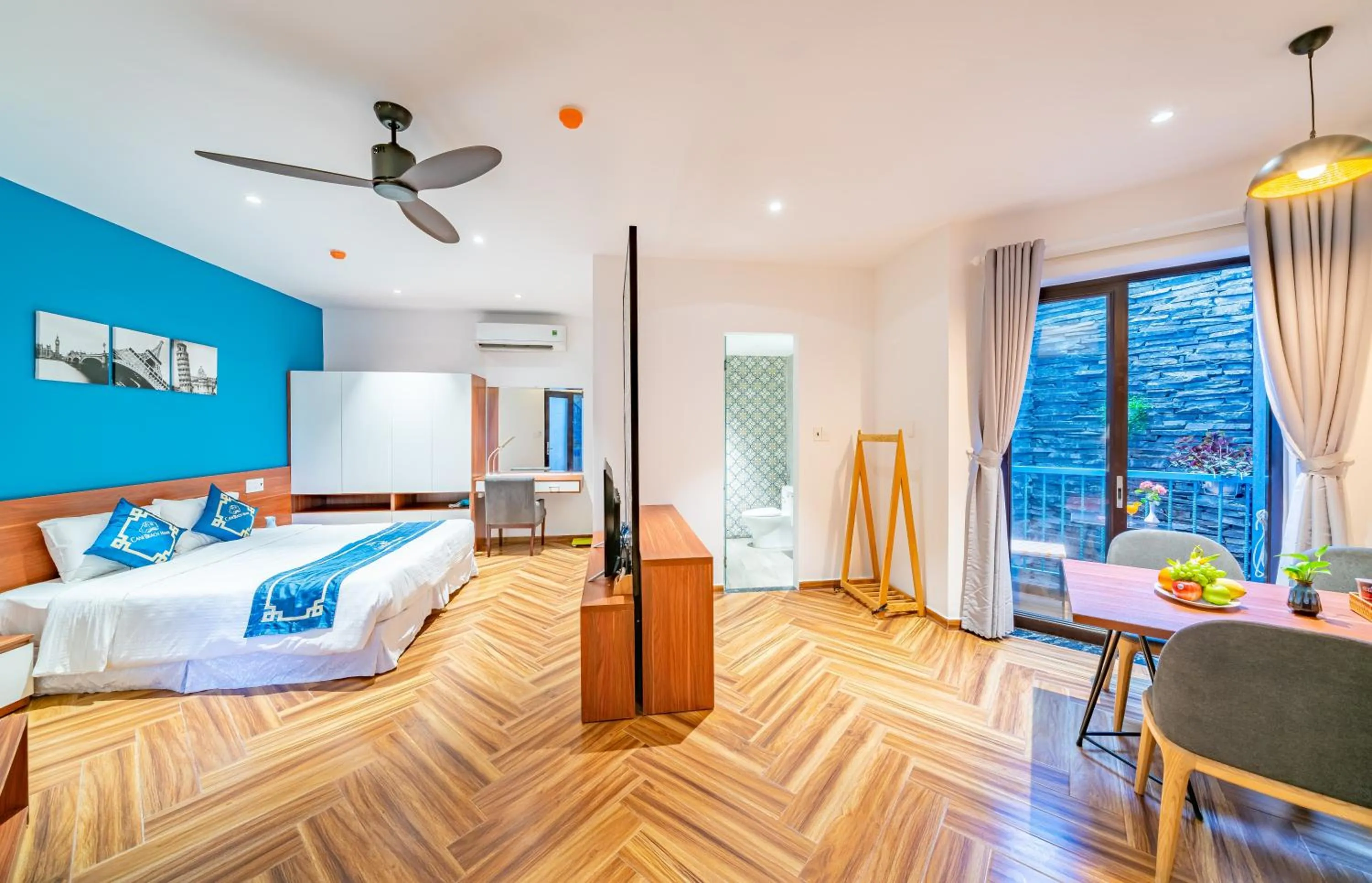 Photo of the whole room, Bed in Cani Beach House