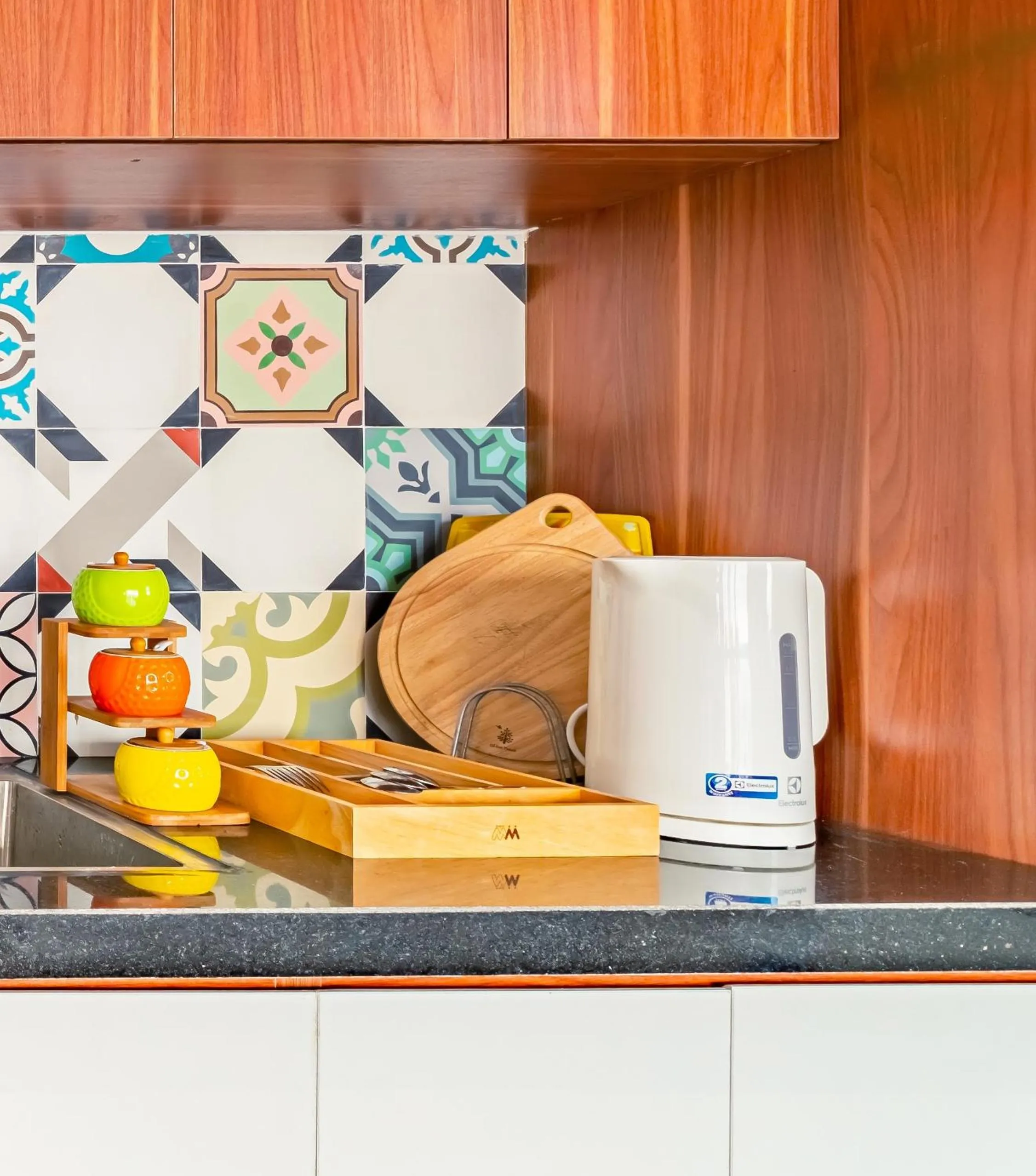 Coffee/tea facilities in Cani Beach House
