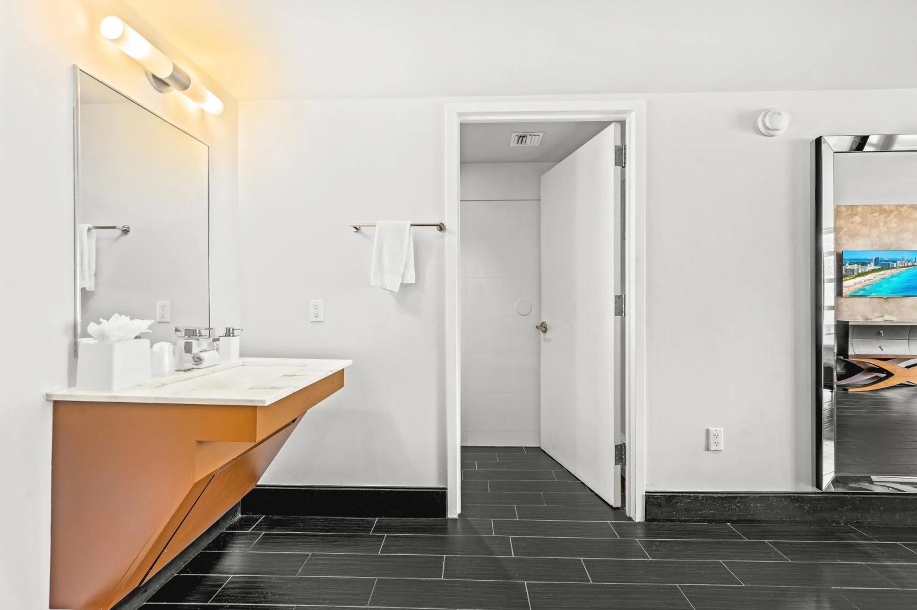 Bathroom in The Fairwind Hotel