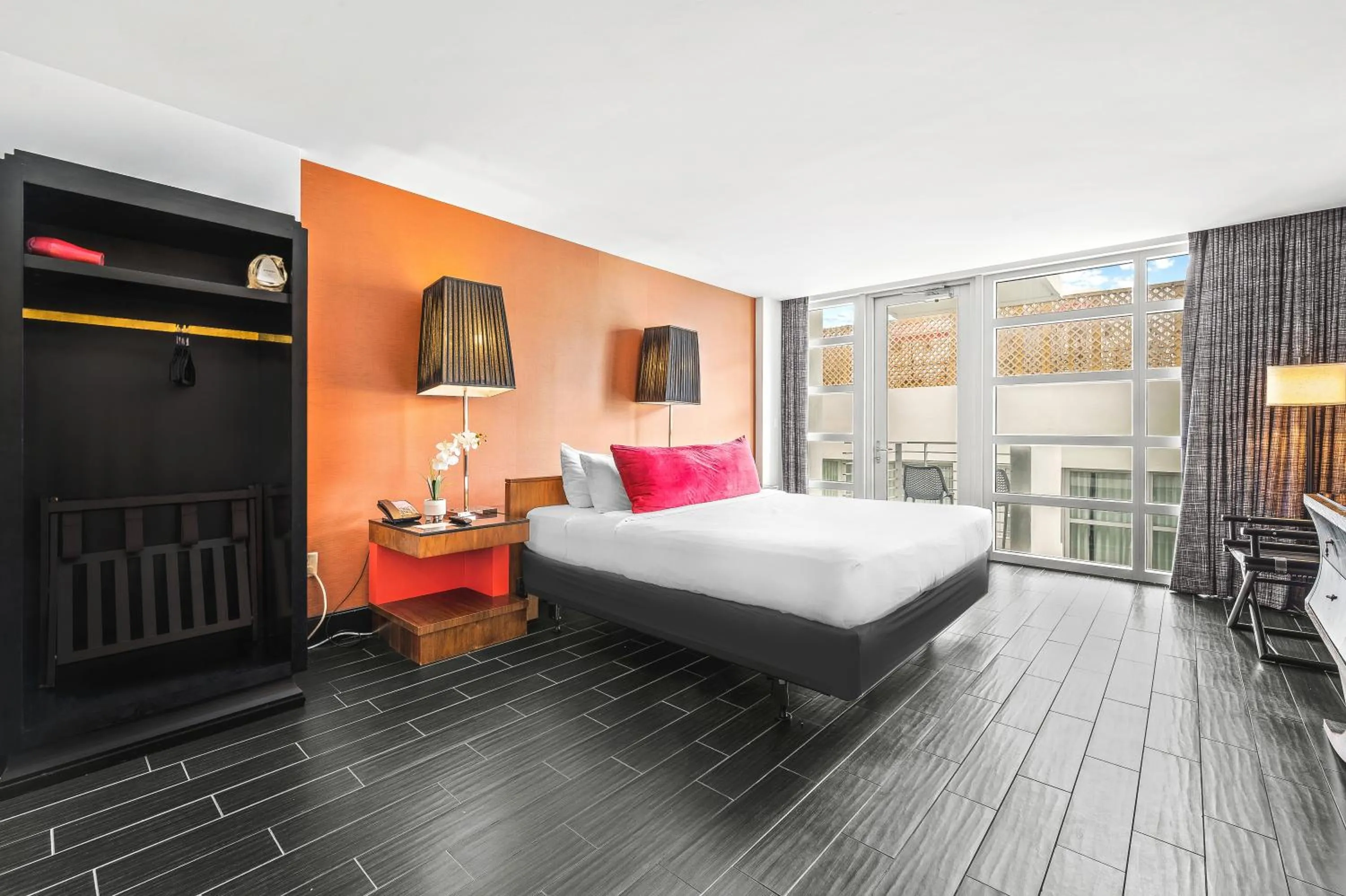 Bed in The Fairwind Hotel