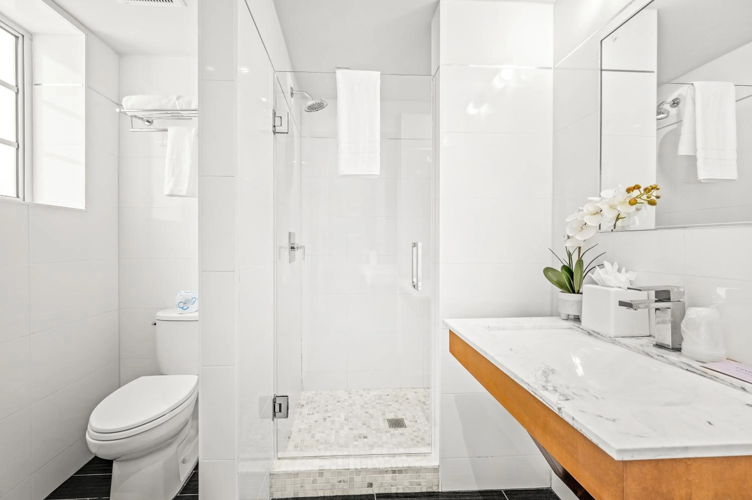 Shower in The Fairwind Hotel