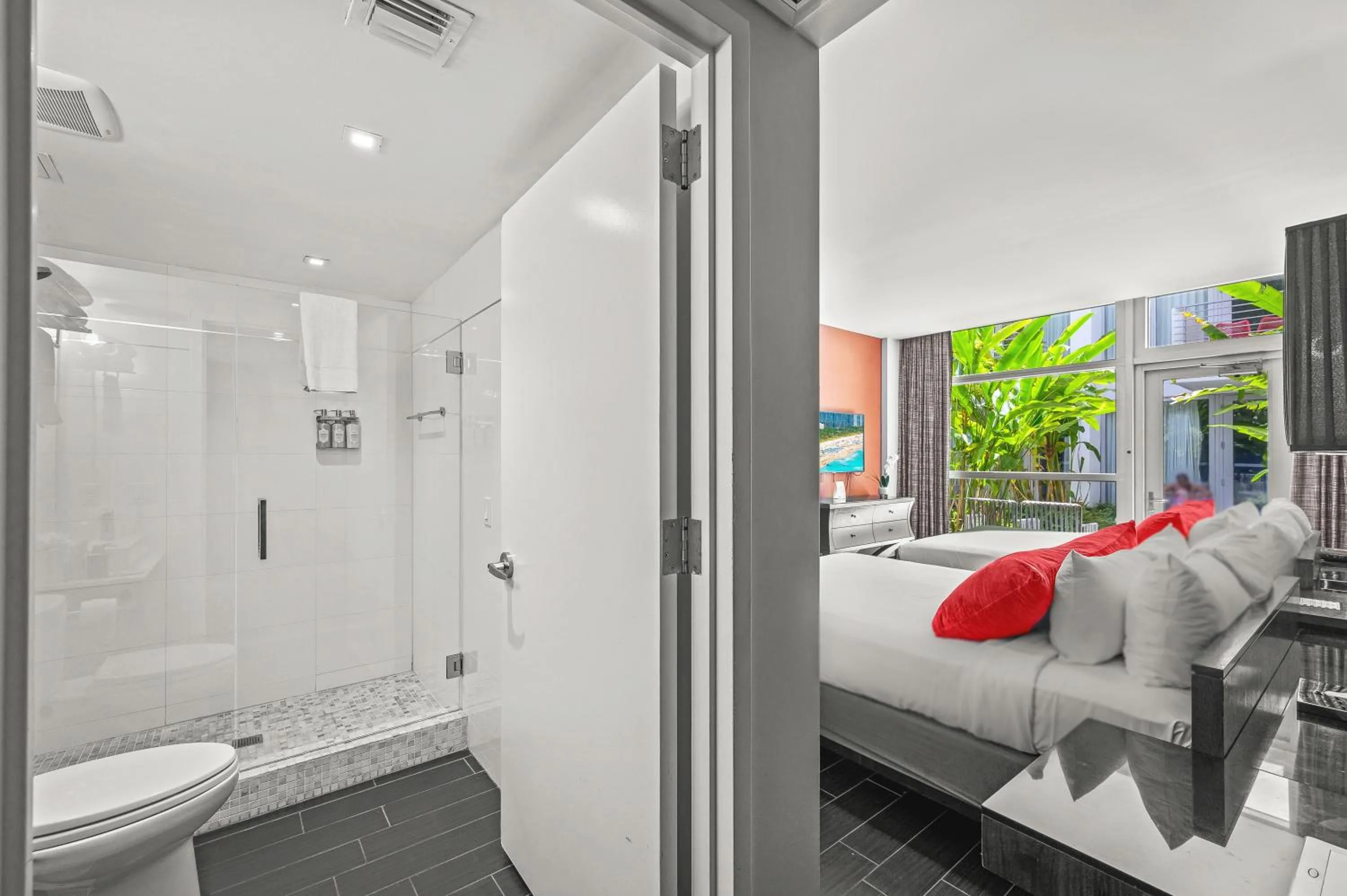 Shower in The Fairwind Hotel