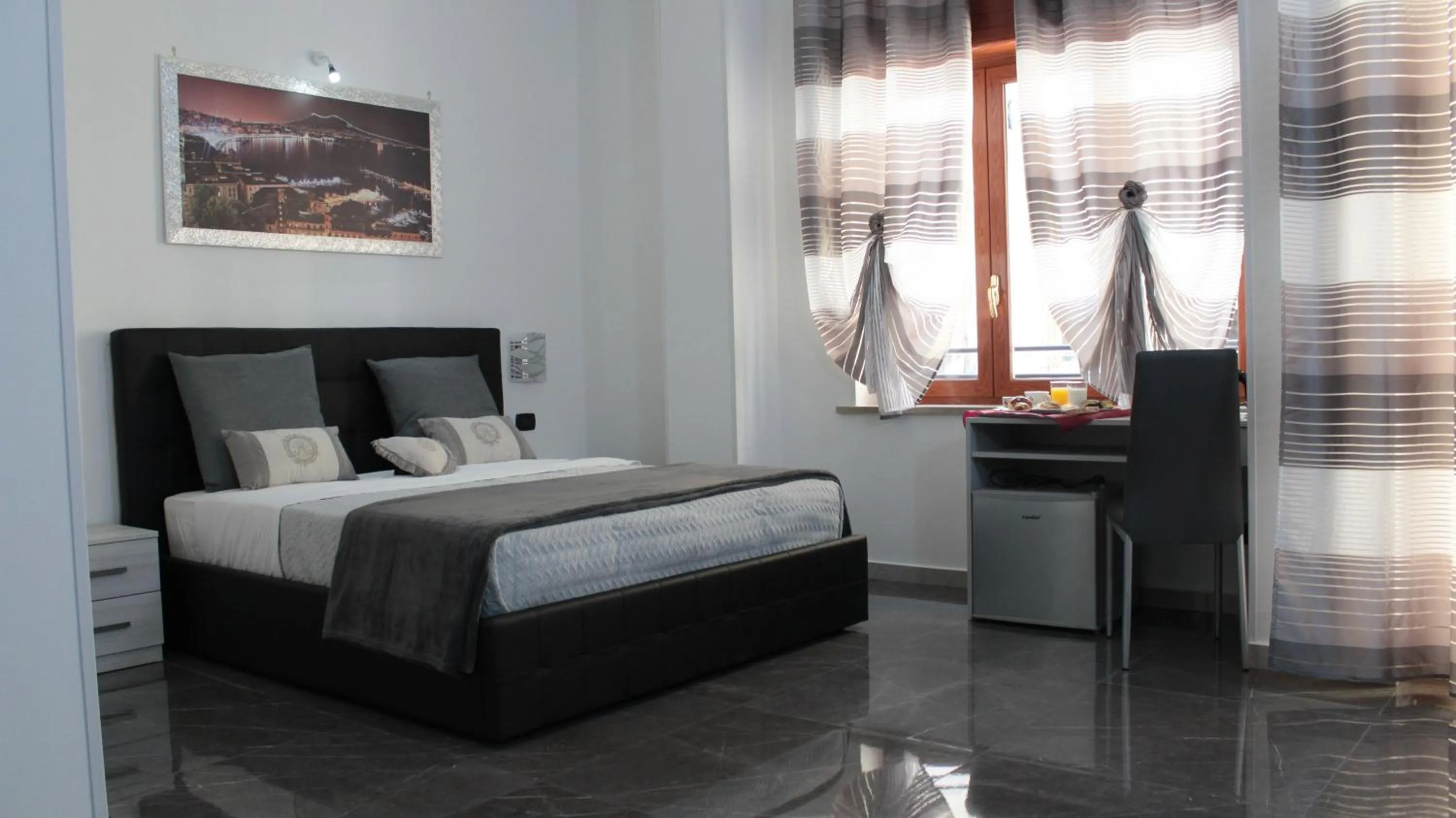 Bed in B&B Napoli La Perla